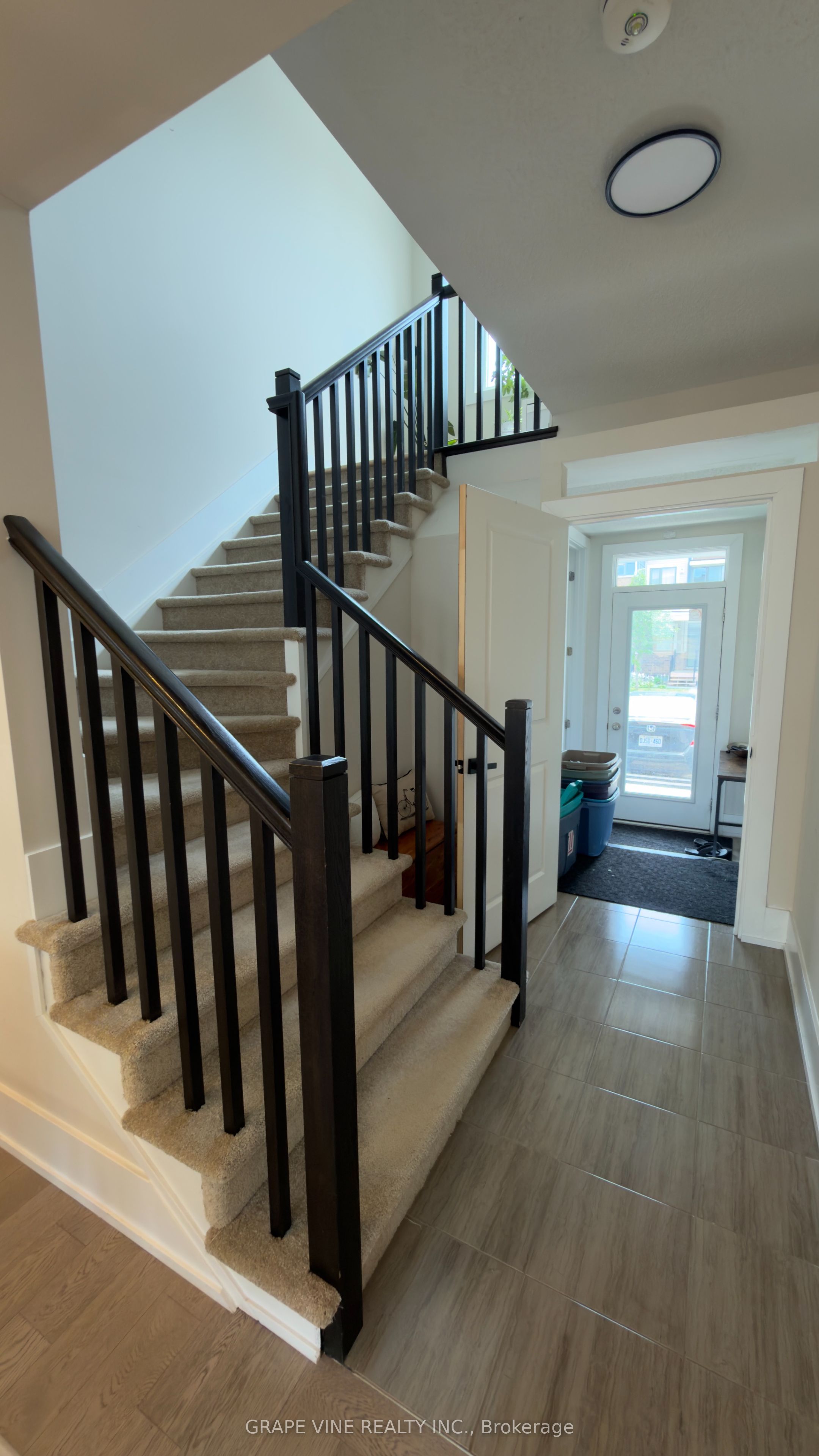 2305 Watercolours Way, Barrhaven, ON K2J 6N2 photo 4