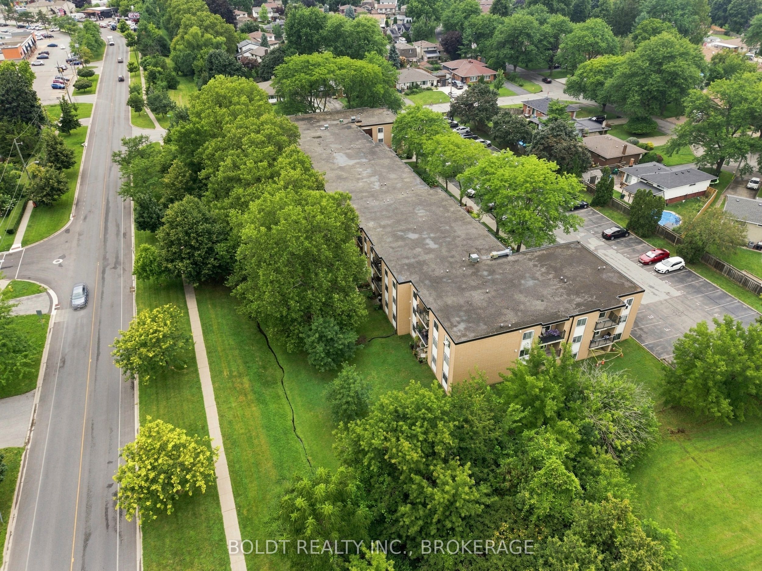 6 Westlake Lane 110, St. Catharines, ON L2N 5S3 photo 4