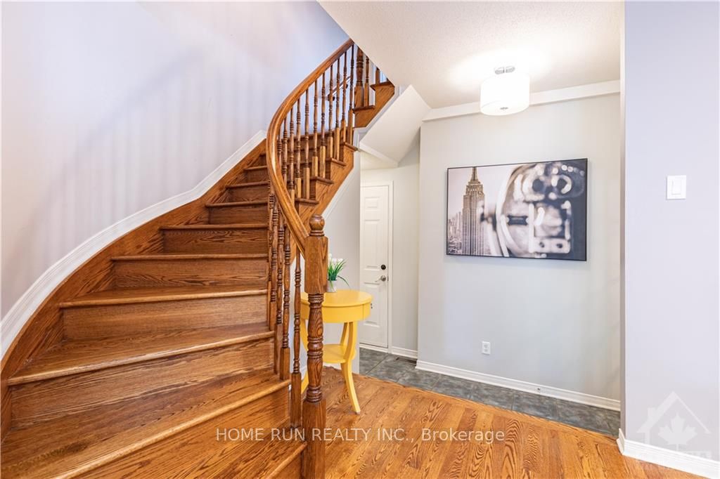 2 BOREALIS Crescent, Overbrook - Castleheights and Area, ON K1K 4T4 photo 4