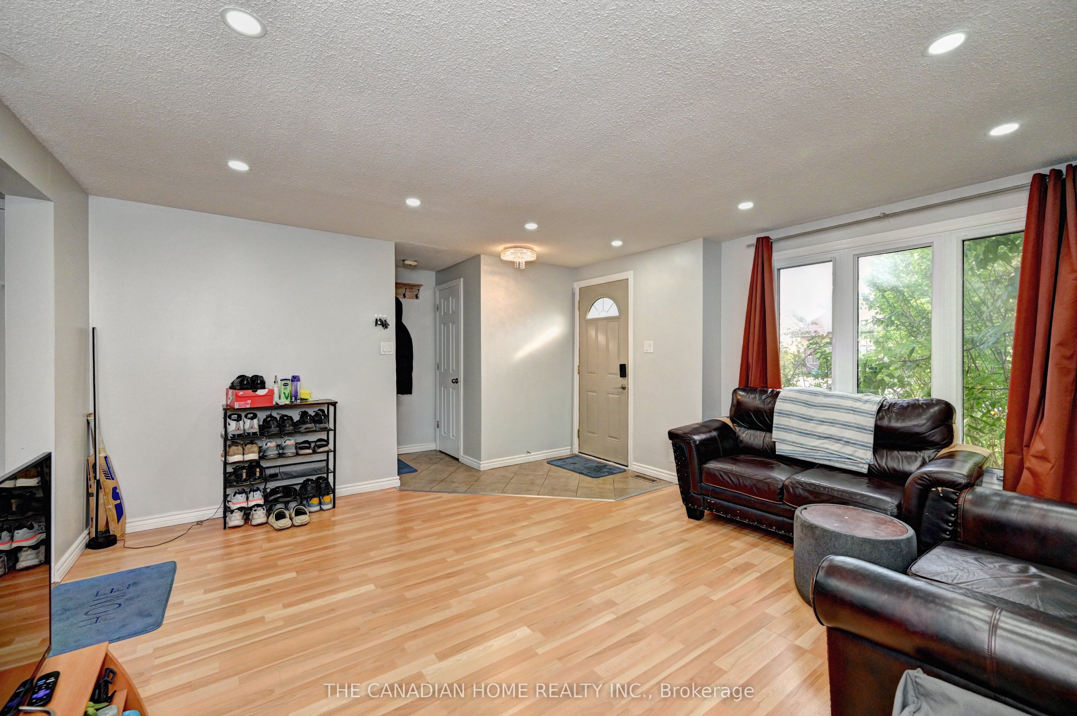 489 Strasburg Road, Kitchener, ON N2E 1P1 photo 5