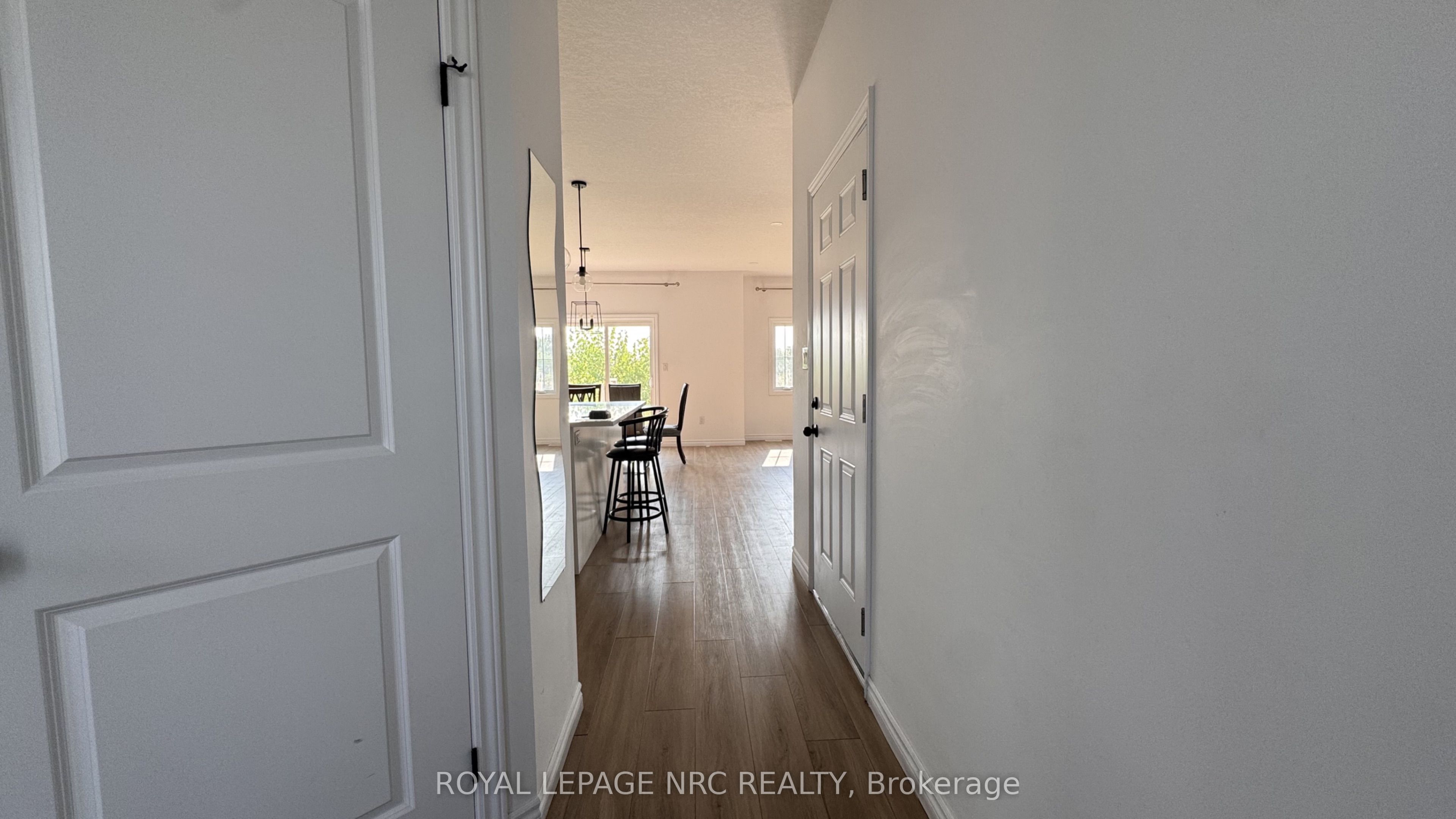 18 King Street, Fort Erie, ON L2A 3Z3 photo 3