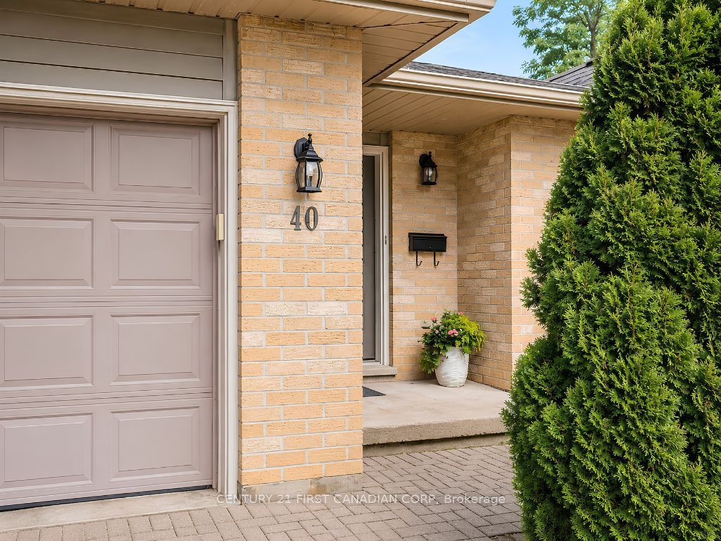 1500 Richmond Street 40, London North, ON N6G 4T7 photo 2