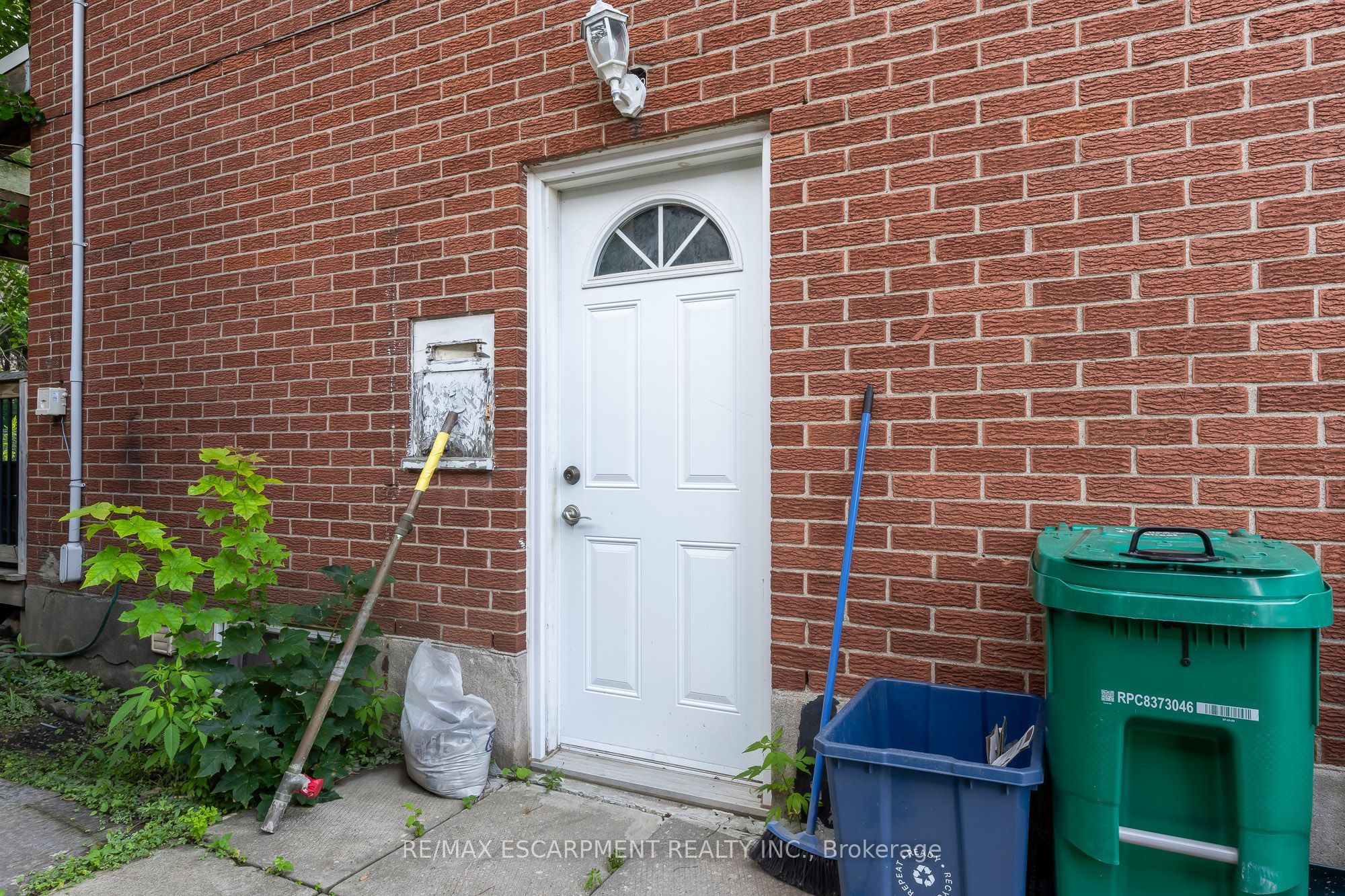 203B Erb Street, Waterloo, ON N2J 1M7 photo 3