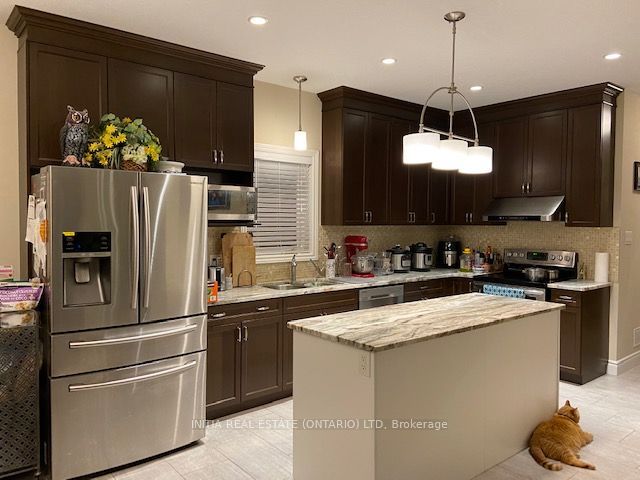 1531 Horseshoe Crescent, London North, ON N5X 0L3 photo 5
