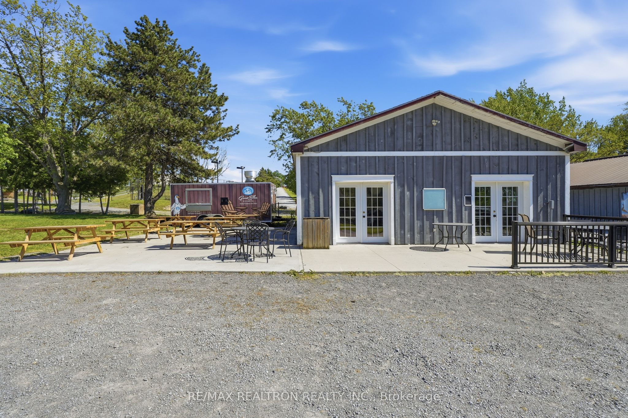 486 County Rd 18 Road, Prince Edward County, ON K0K 1P0 photo 4