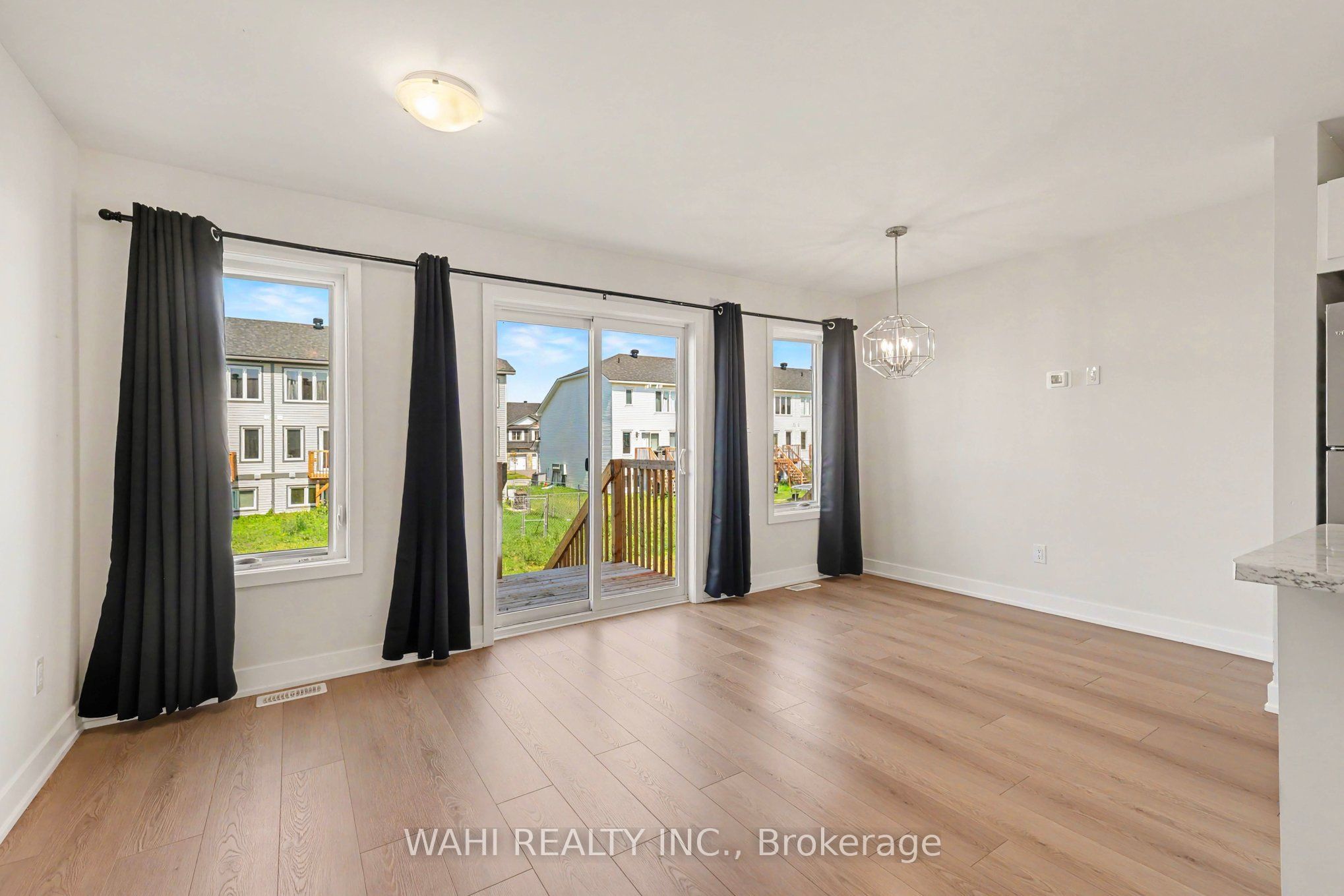 65 Staples Boulevard, Smiths Falls, ON K7A 0B8 photo 4