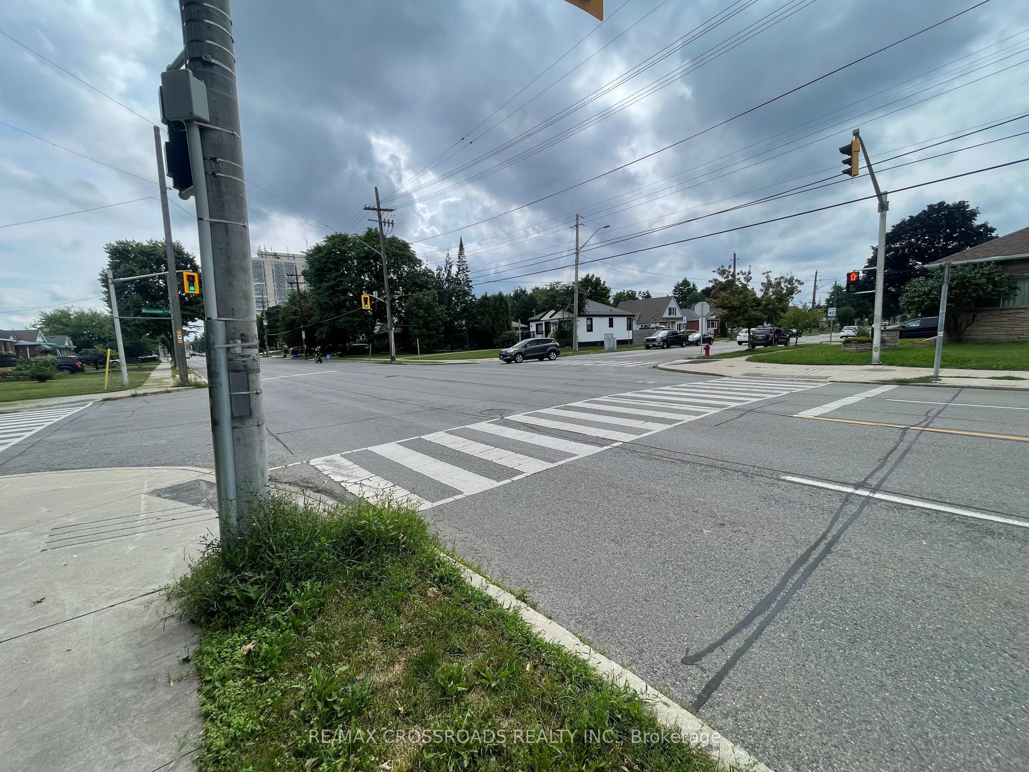 493 Upper Gage Avenue main, Hamilton, ON L8V 4J2 photo 5