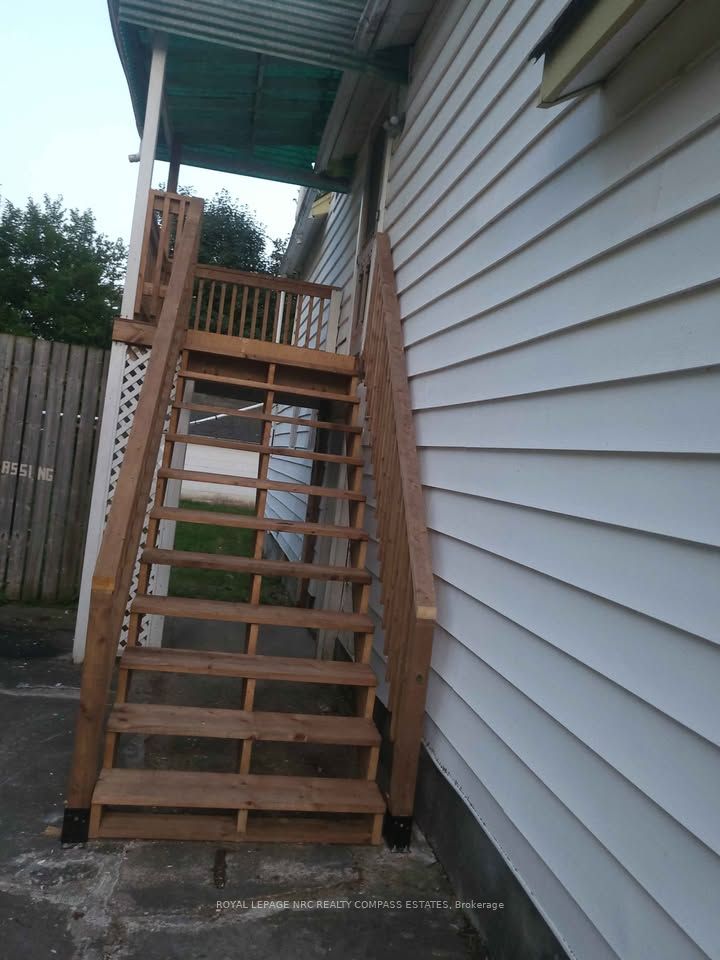 5134 Mcglashan Crescent Upper, Niagara Falls, ON L2E 3W9 photo 3