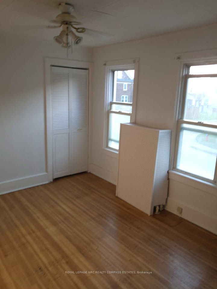 5134 Mcglashan Crescent Upper, Niagara Falls, ON L2E 3W9 photo 4