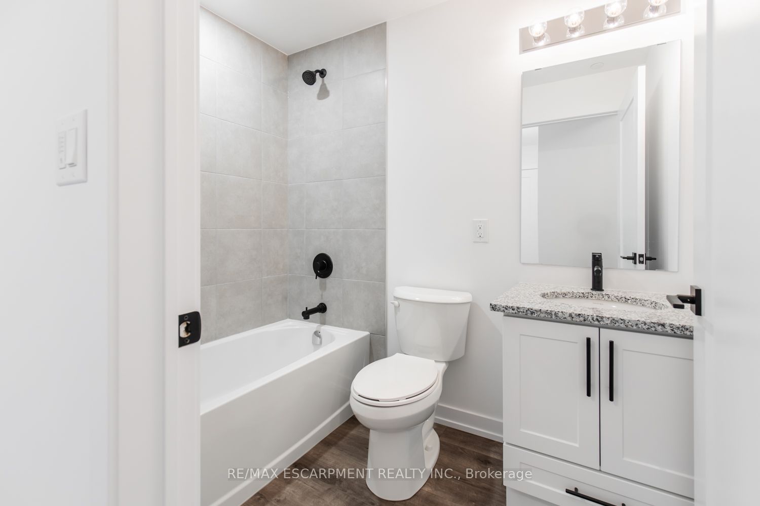 10 Mallard Trail 238, Hamilton, ON L0R 2H1 photo 5