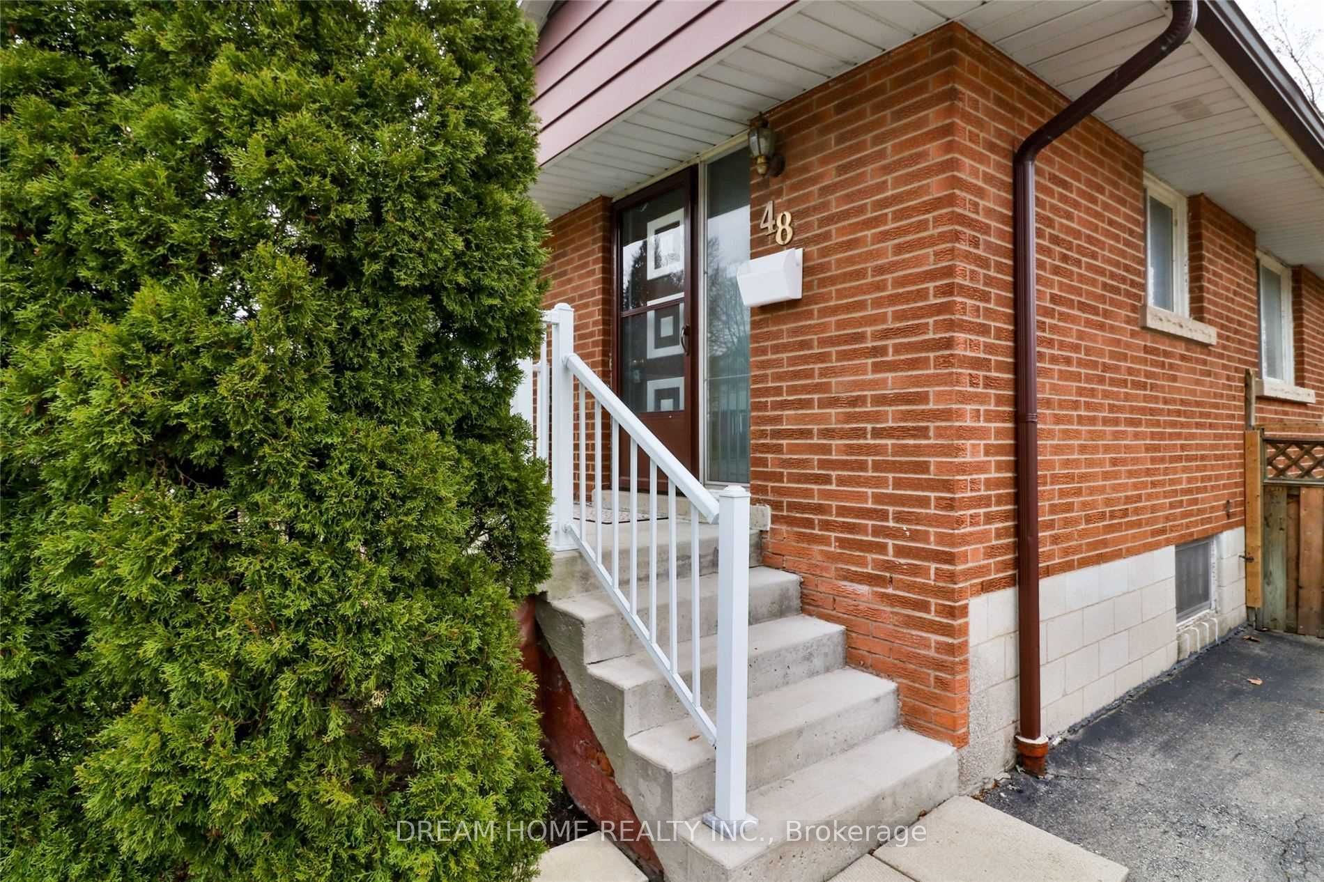 48 Meadowlark Drive, Hamilton, ON L9A 2K7