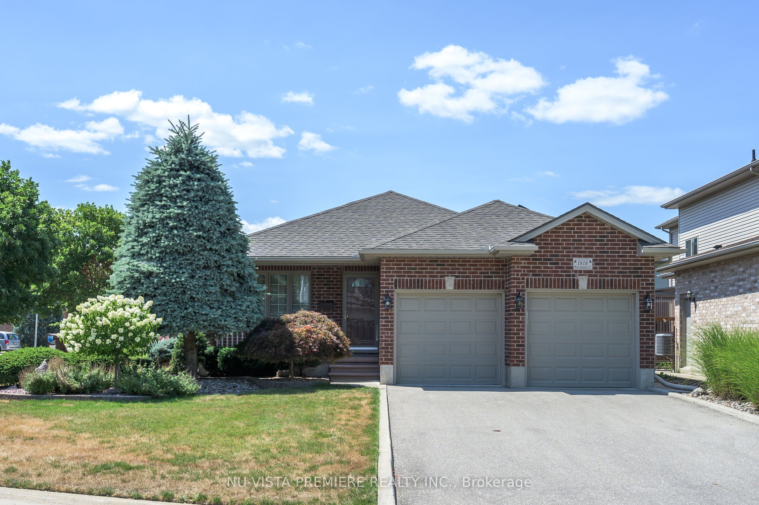 1616 Blackmaple Crescent, London East, ON N5Y 6L7