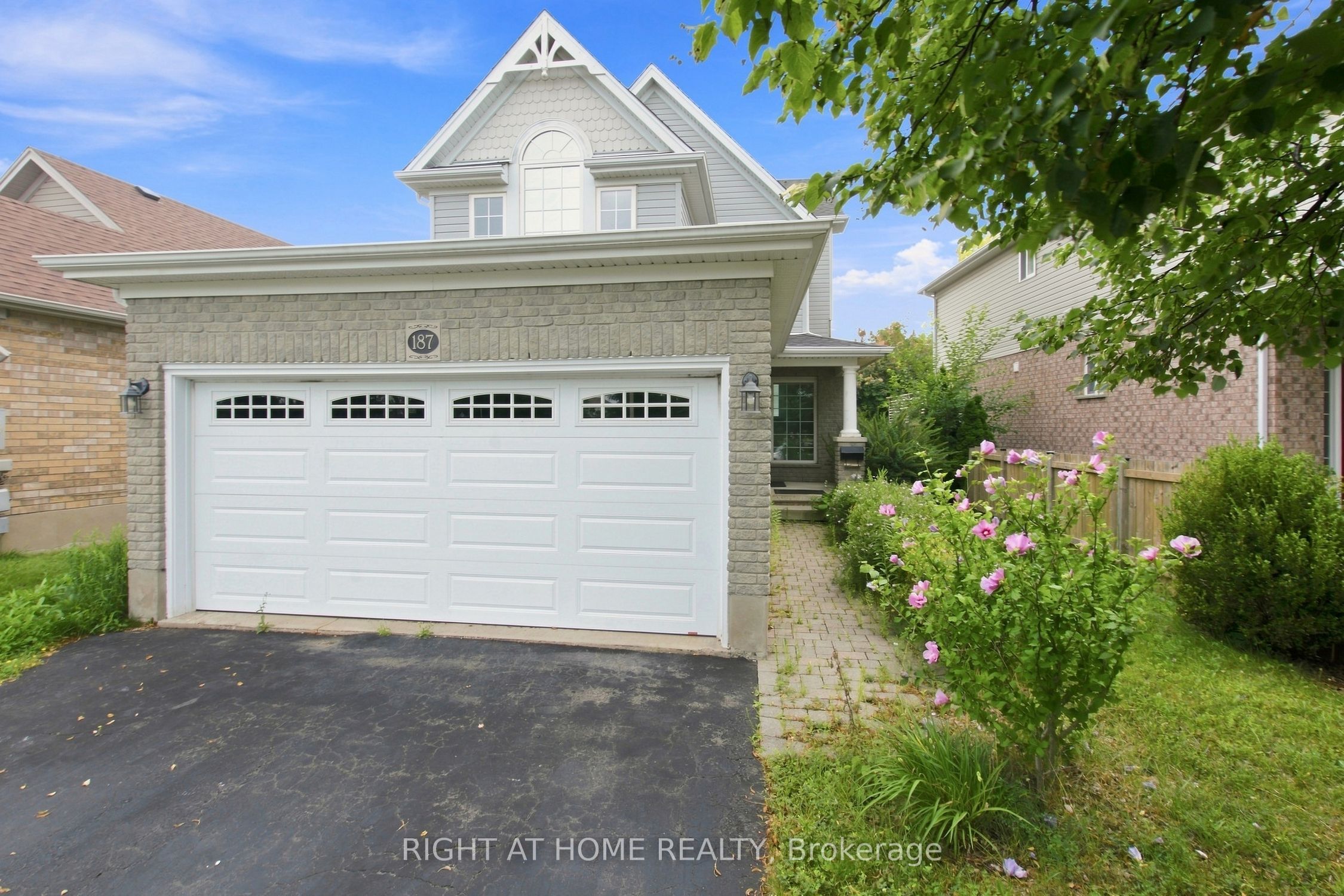 187 Clairfields Drive E, Guelph, ON N1L 1N4