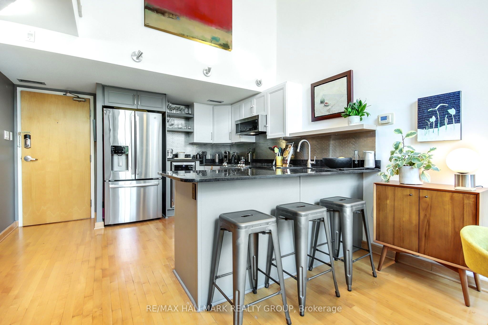 29 Main Street 203, Glebe - Ottawa East and Area, ON K1S 1B1 photo 5