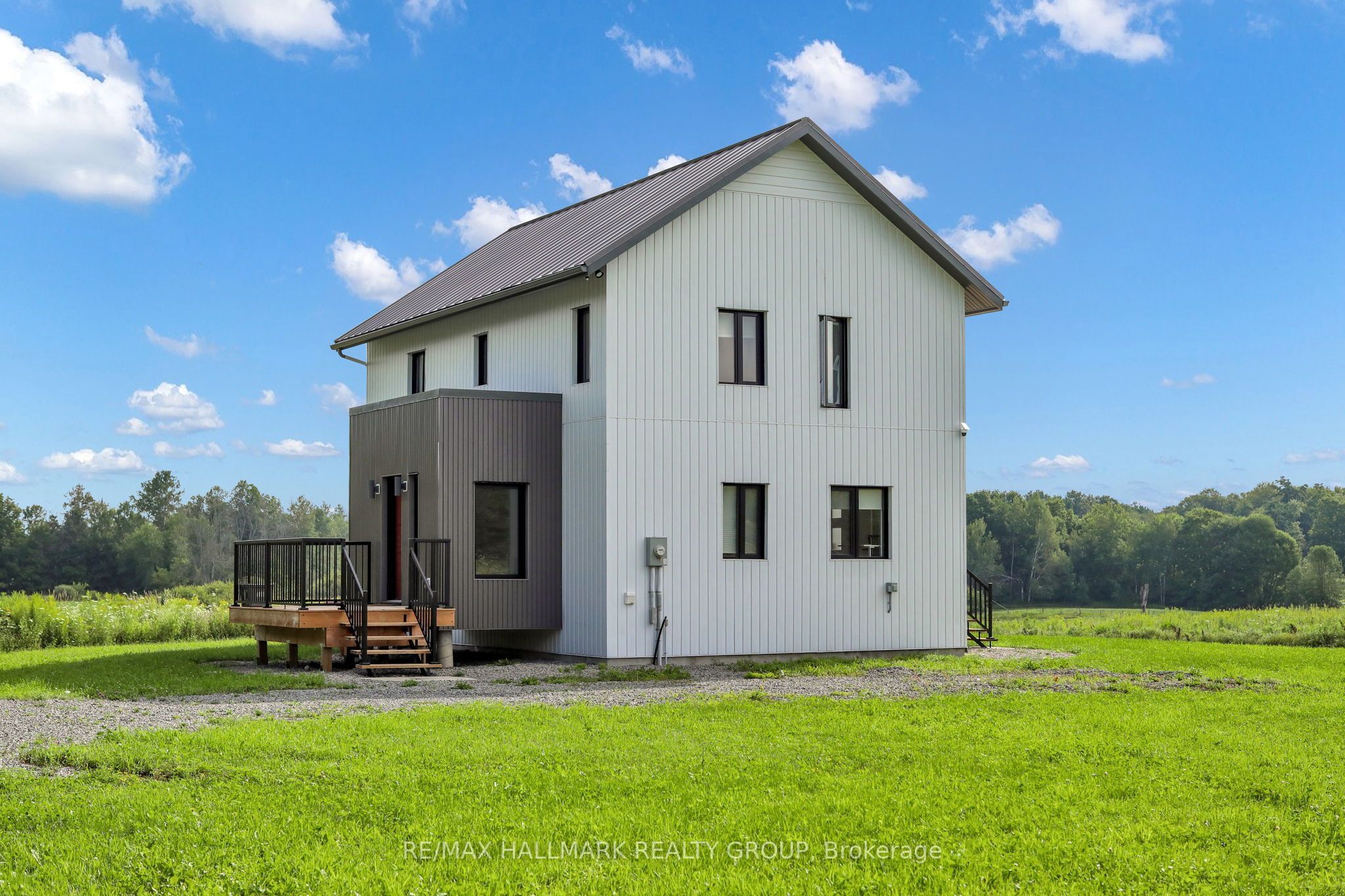 165 Knapp Street, Rideau Lakes, ON K0G 1E0