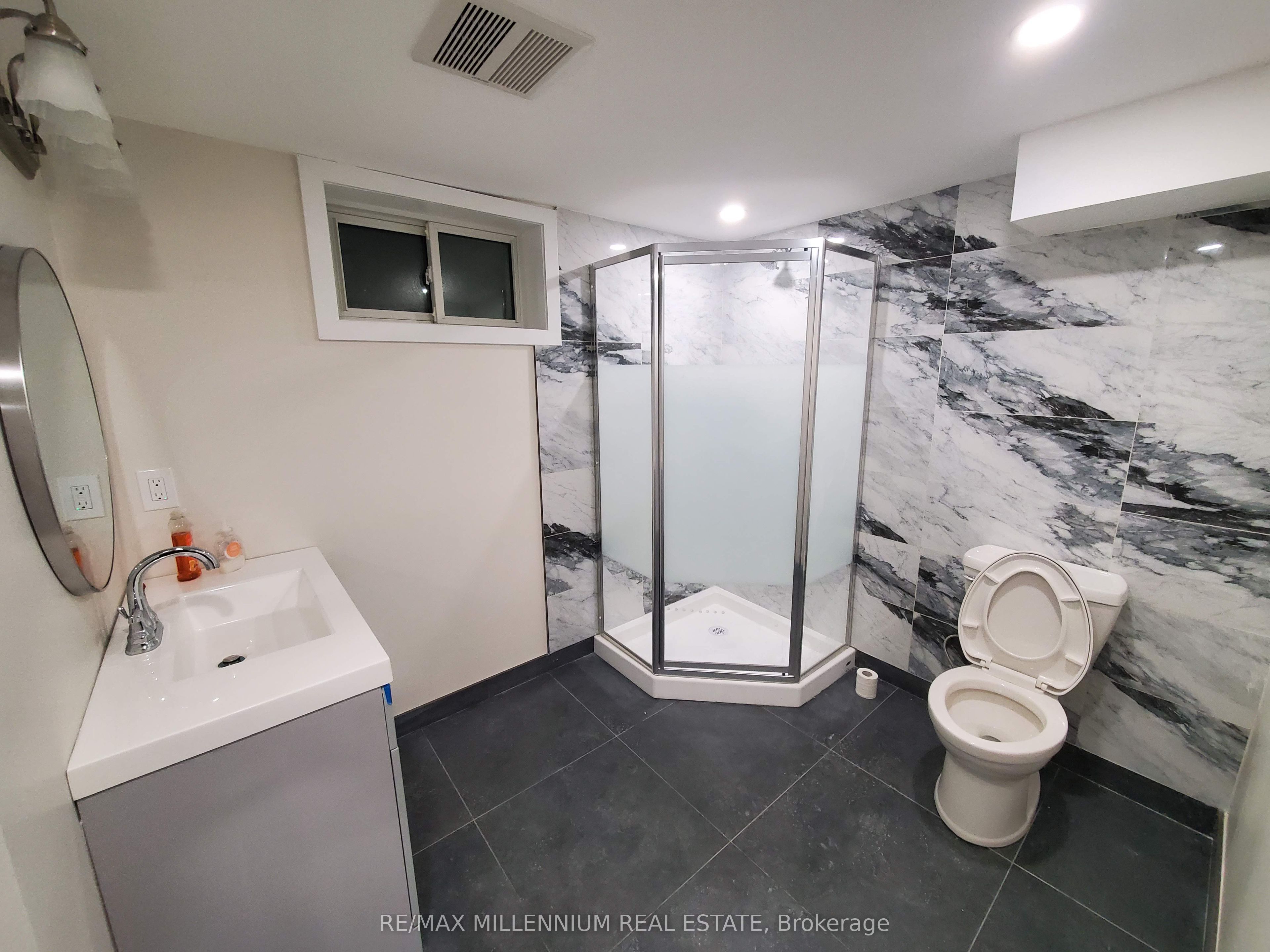 491 Blake Street, London South, ON N5K 2N9 photo 2