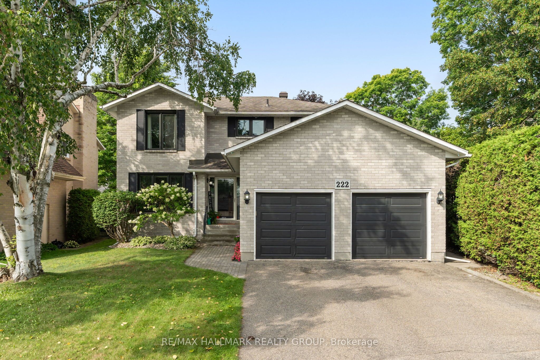 222 Colonel Douglas Crescent, Brockville, ON K6V 6V9