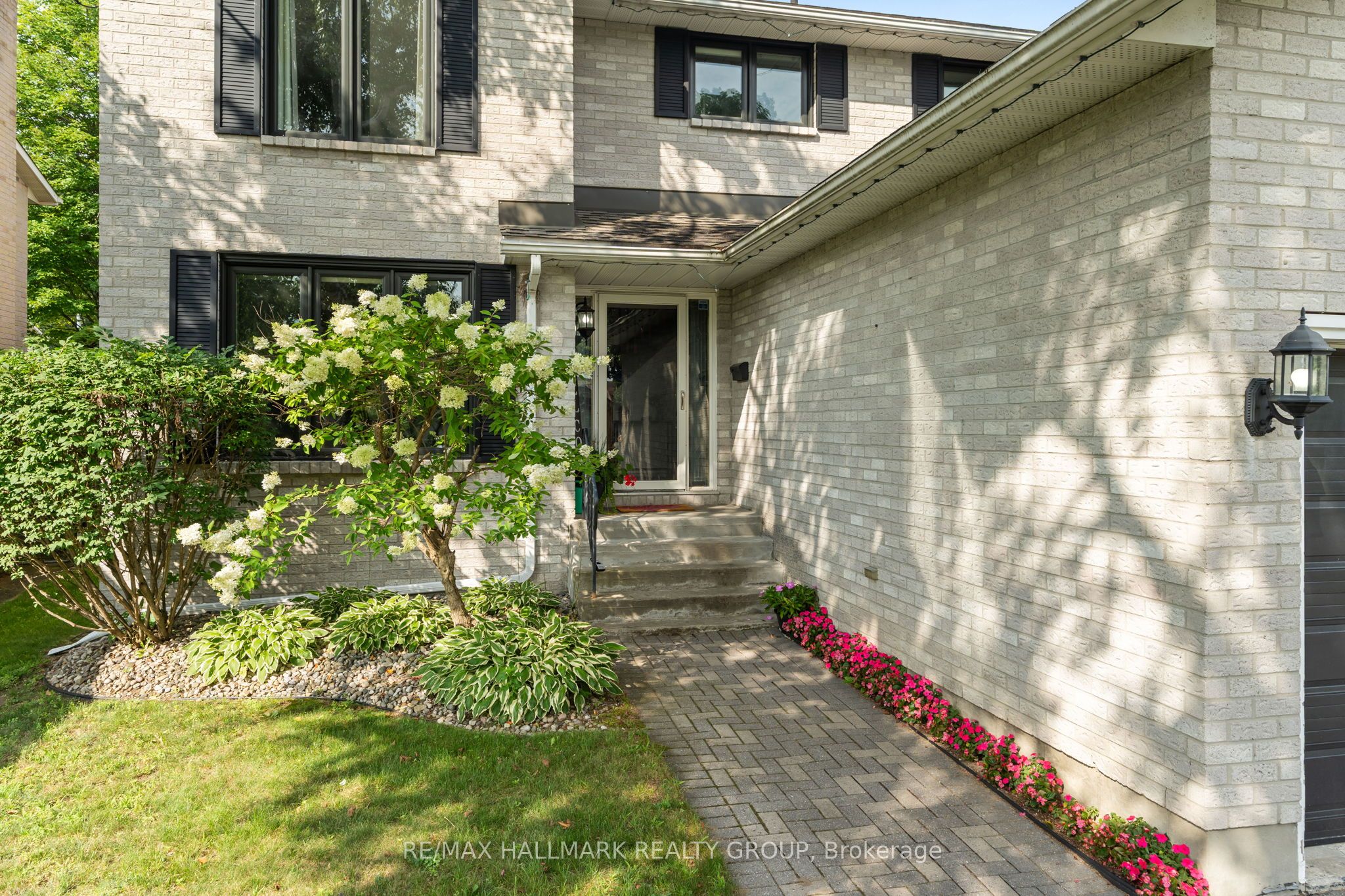 222 Colonel Douglas Crescent, Brockville, ON K6V 6V9 photo 2
