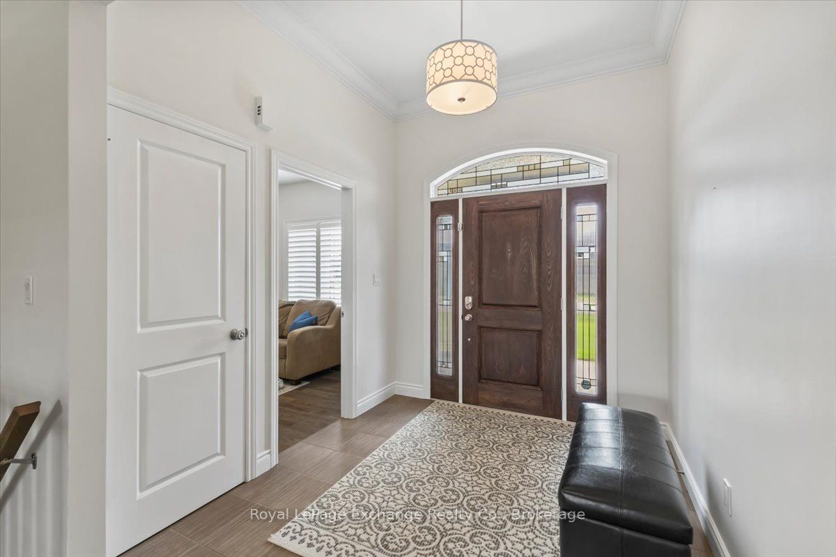429 Mccullough Crescent, Kincardine, ON N2Z 0A8 photo 4