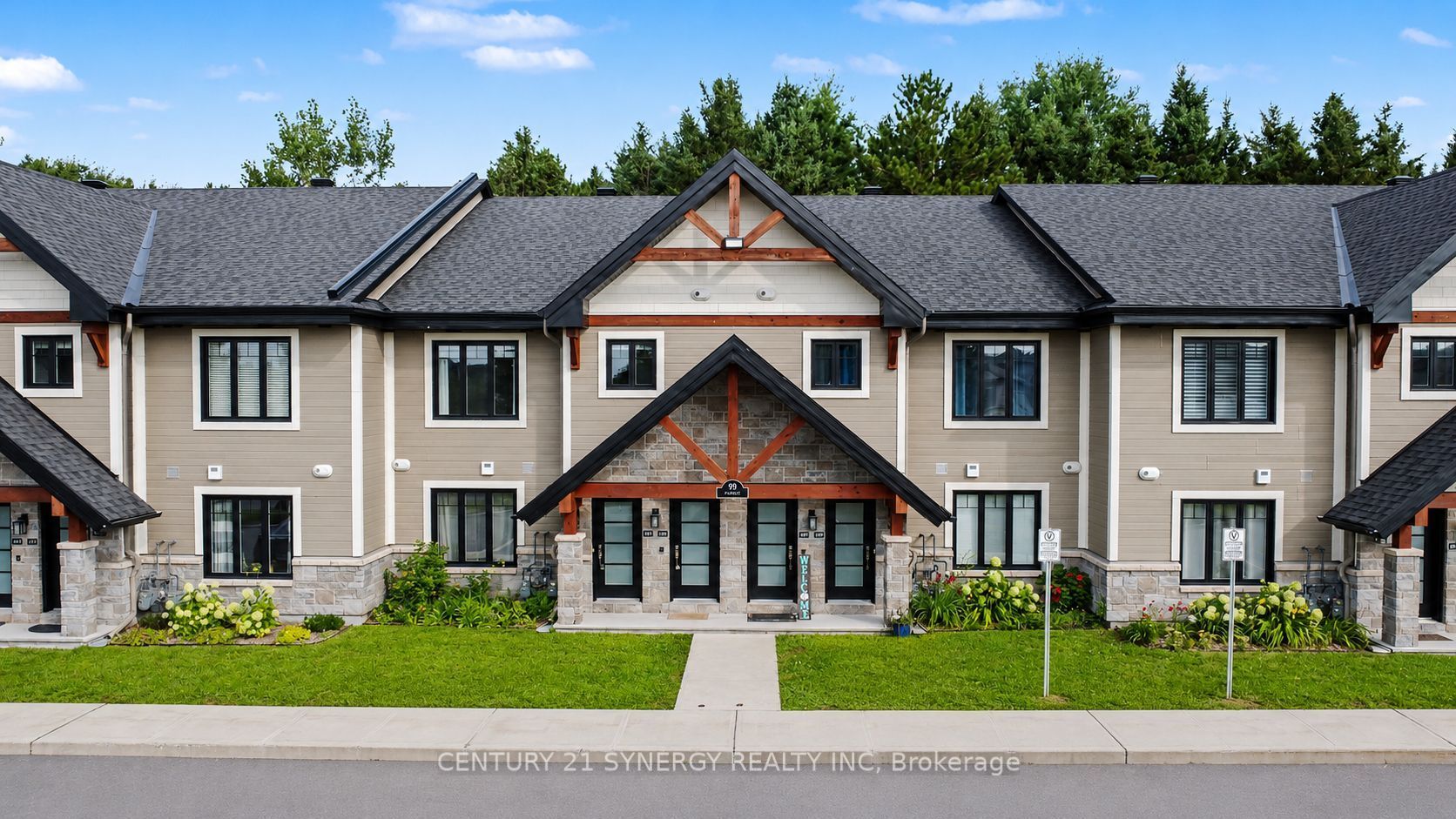 99 St-Moritz Terrace 406, Russell, ON K0A 1W0