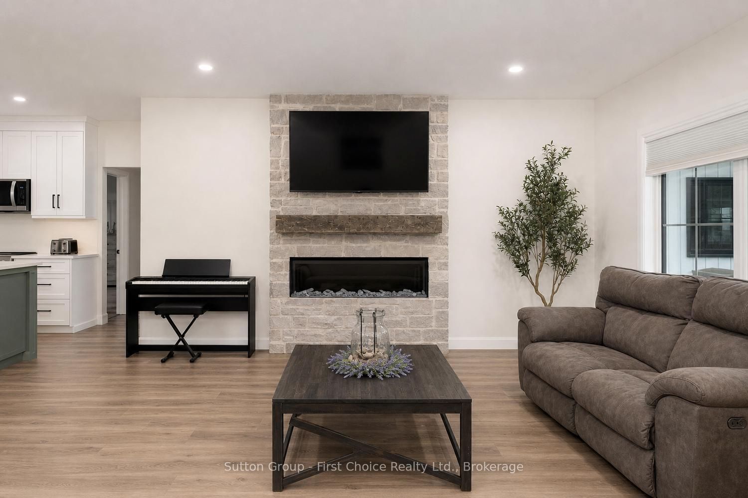 3184 Road 122 Road, Perth South, ON N0K 1V0 photo 4