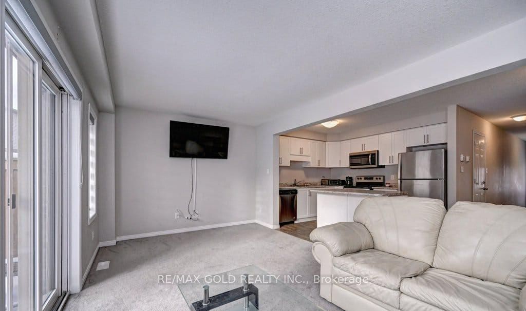 50 Pinnacle Drive 35, Kitchener, ON N2P 0H8 photo 4