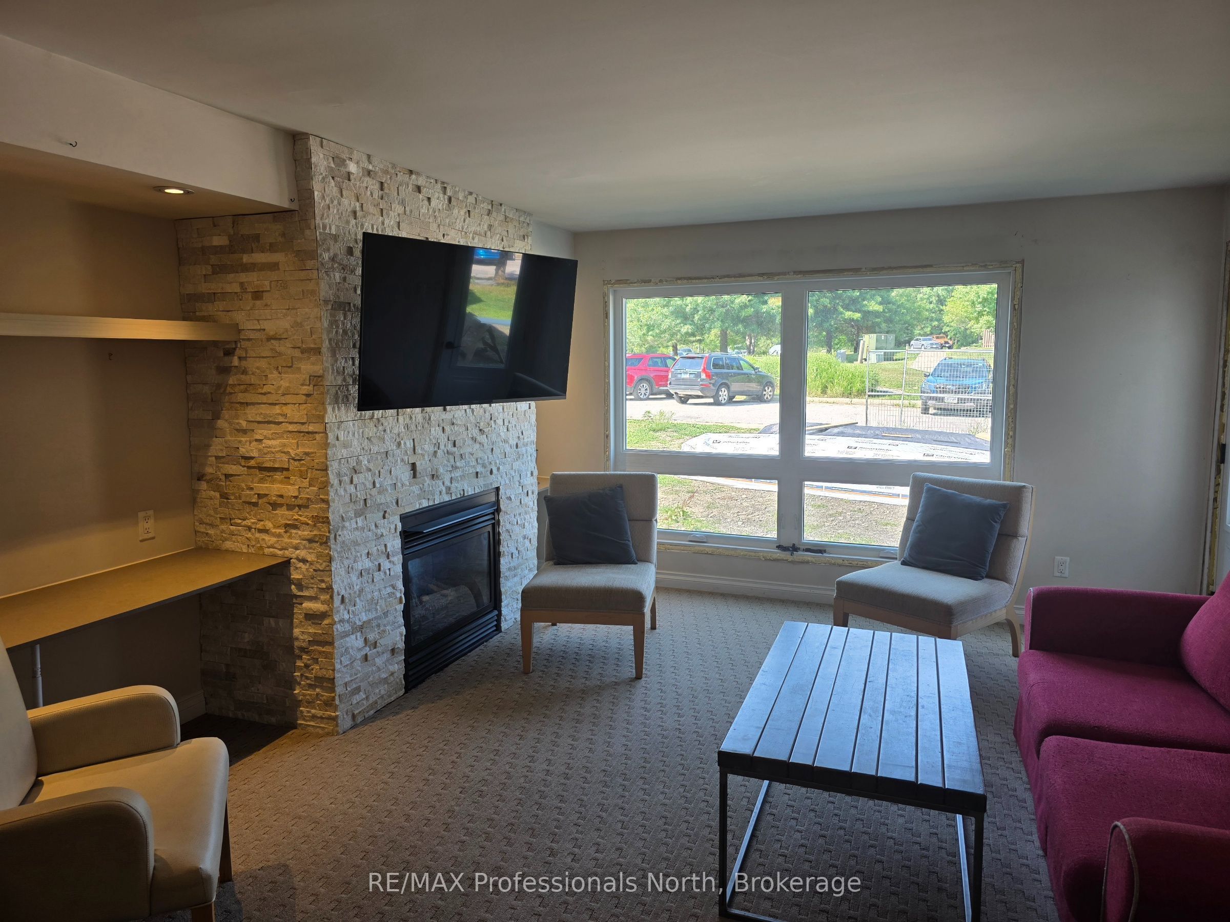 1235 Deerhurst Drive 53-108, Huntsville, ON P1H 2E8