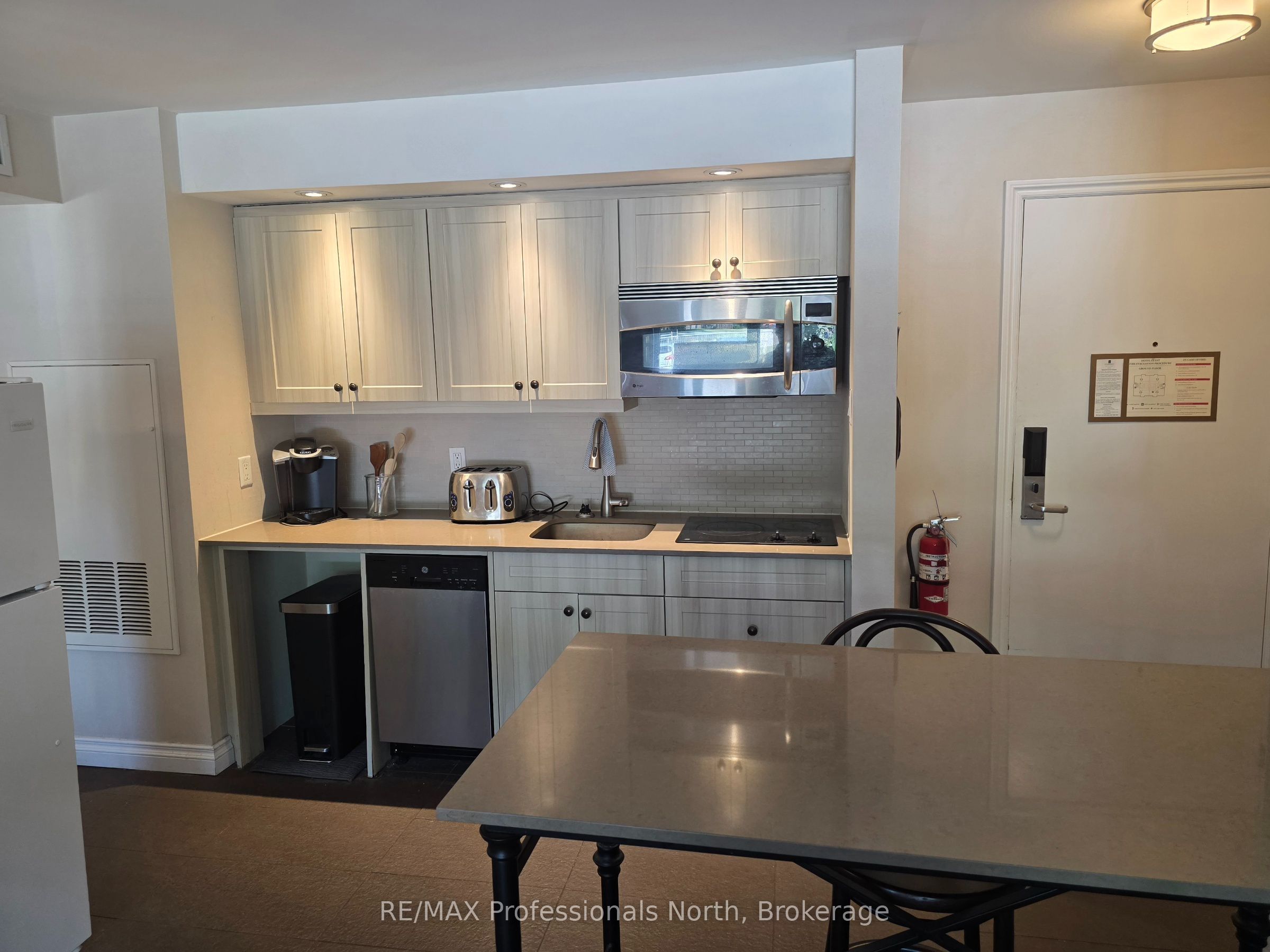 1235 Deerhurst Drive 53-108, Huntsville, ON P1H 2E8 photo 3