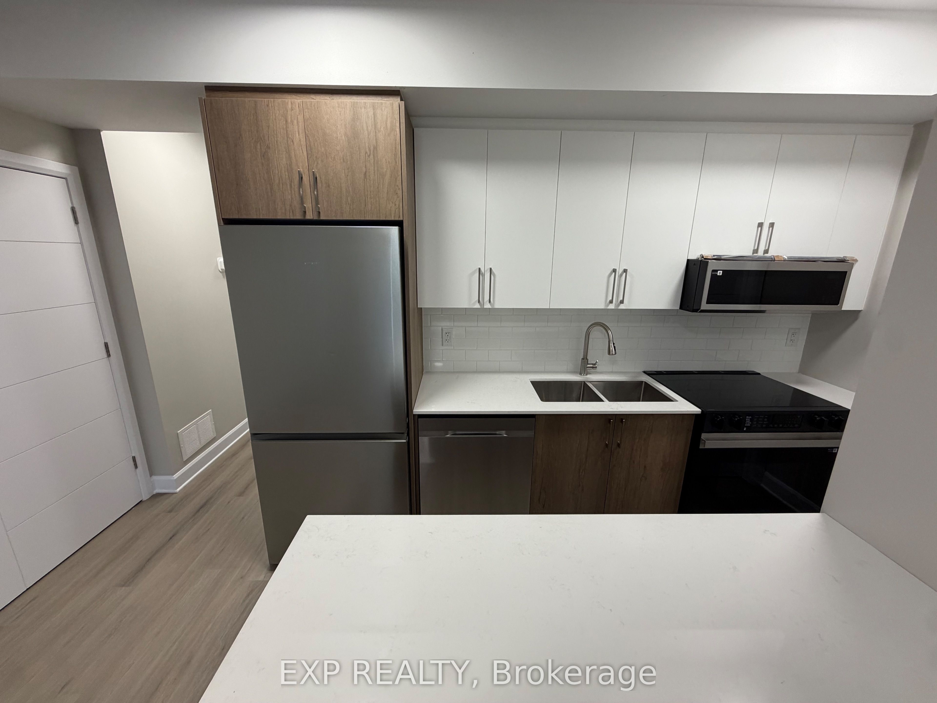 48 Queen Mary Street, Overbrook - Castleheights and Area, ON K1K 1X9 photo 5