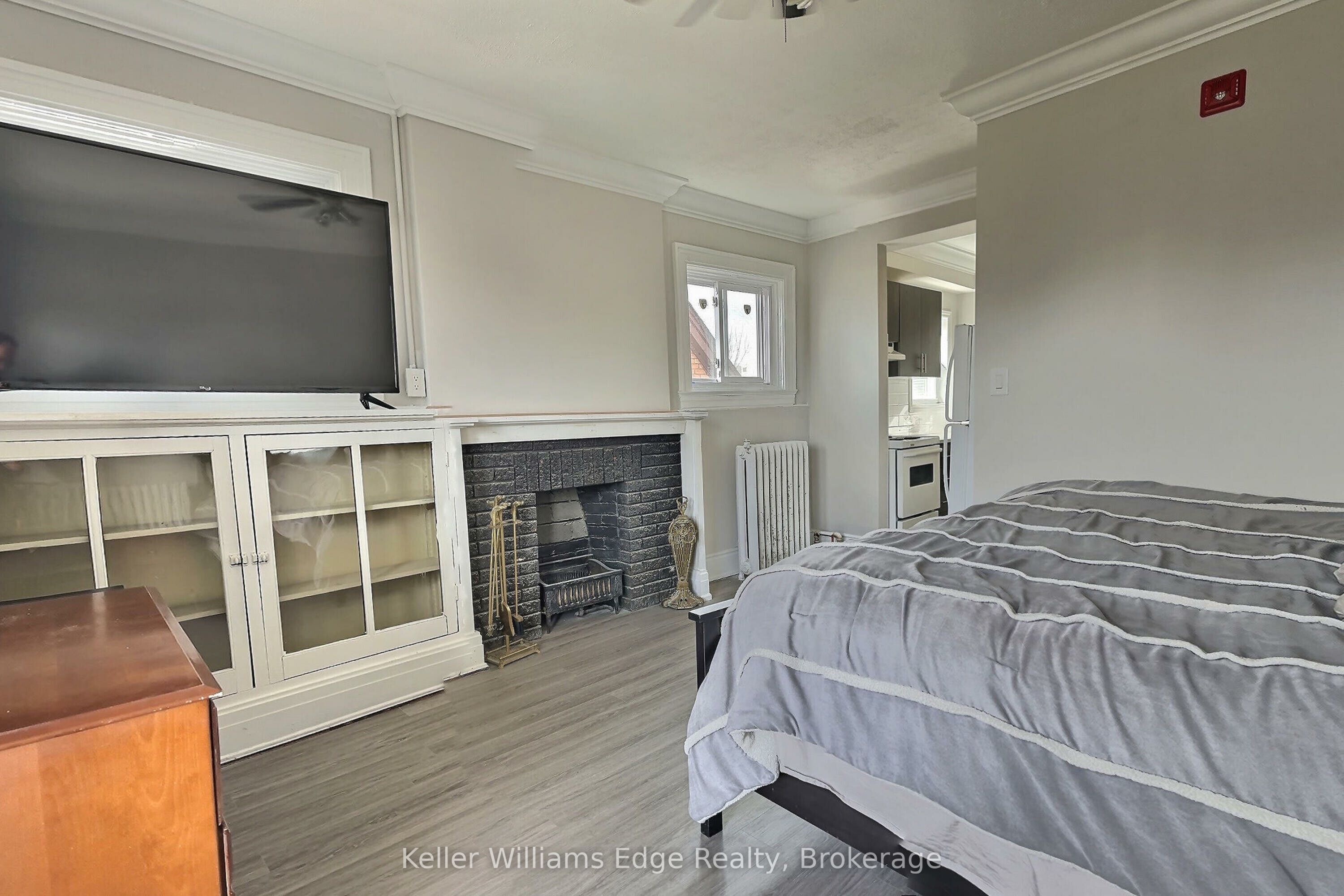 8 Tisdale Street S 5, Hamilton, ON L8N 2V9 photo 2