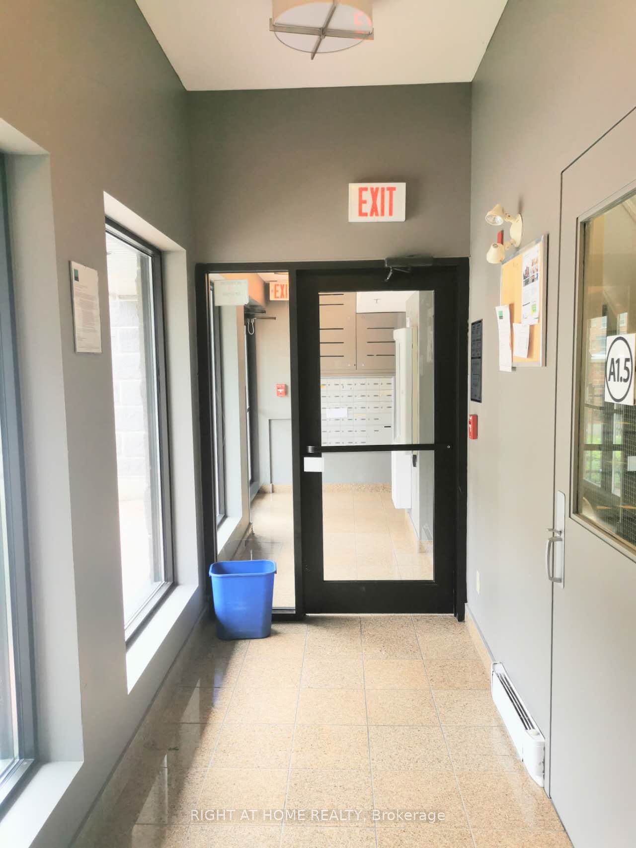 456 King Edward Avenue 407, Lower Town - Sandy Hill, ON K1N 0B4 photo 4