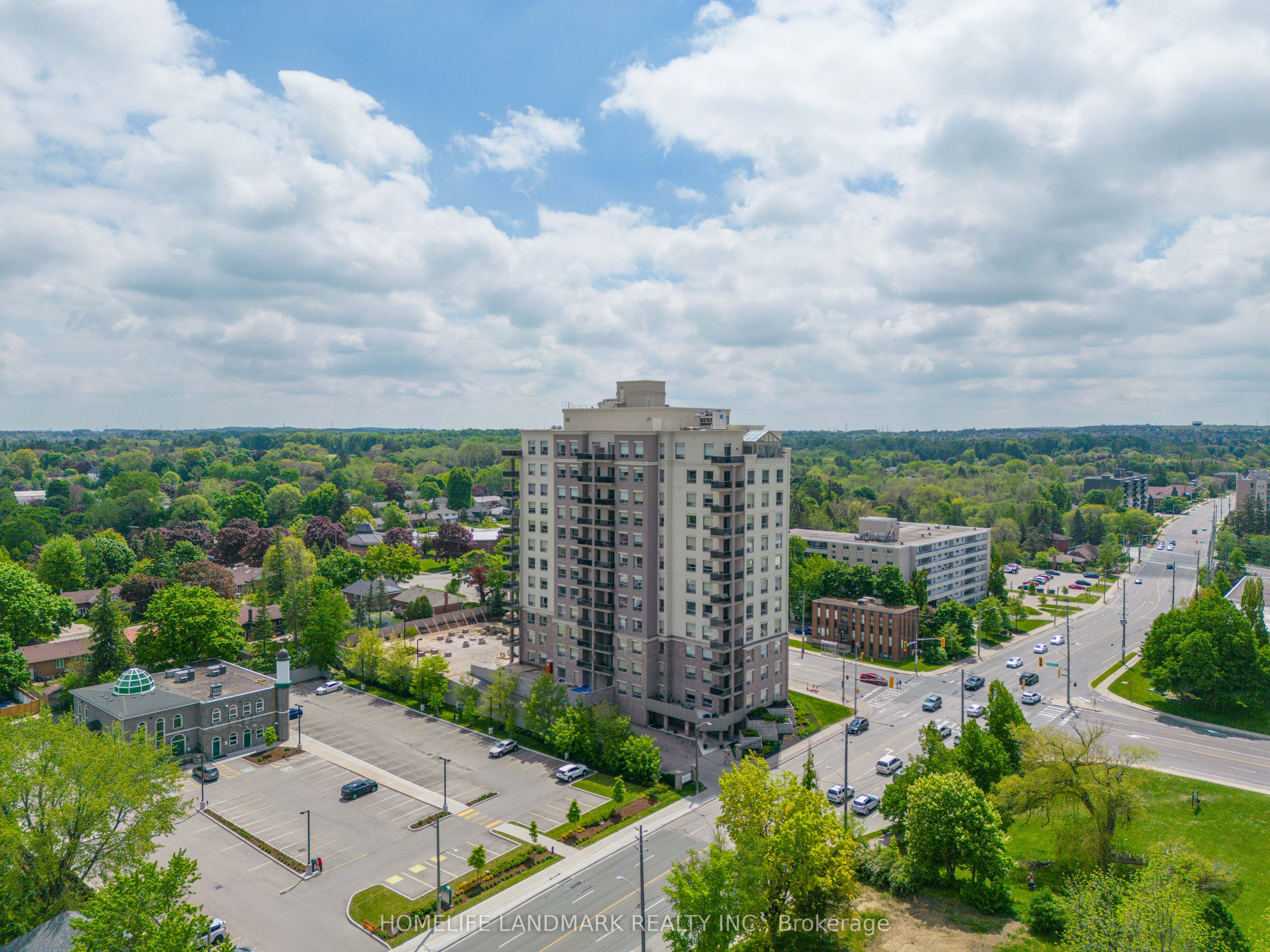 223 ERB Street W 405, Waterloo, ON N2L 0B3 photo 4