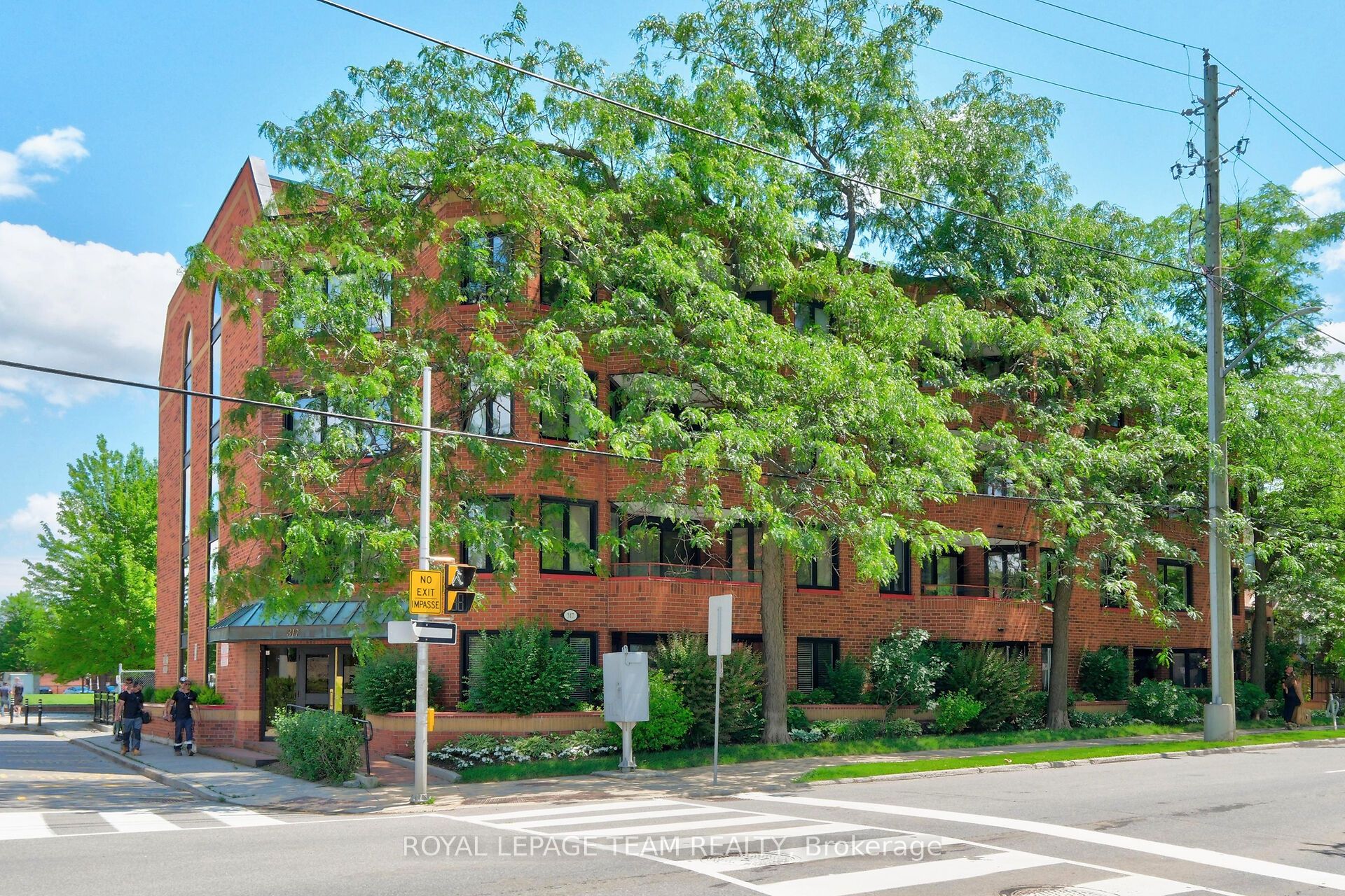 317 Metcalfe Street W 302, Ottawa Centre, ON K2P 1S3