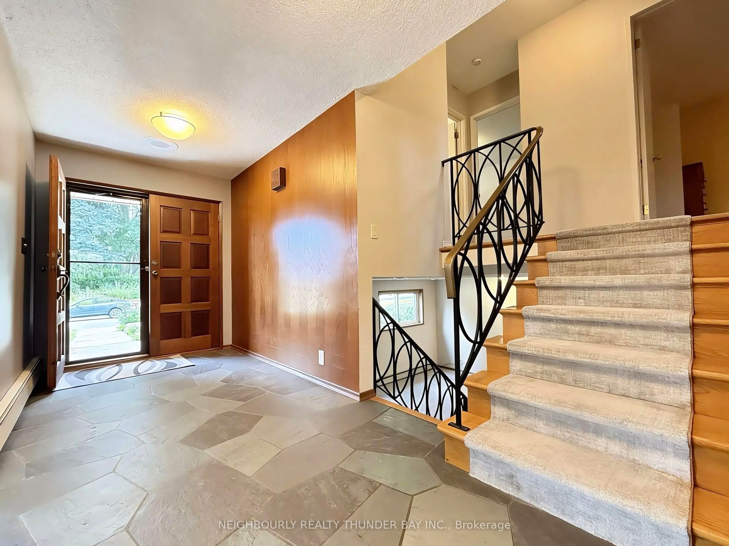 204 Anten Street, Thunder Bay, ON P7B 5J6 photo 3