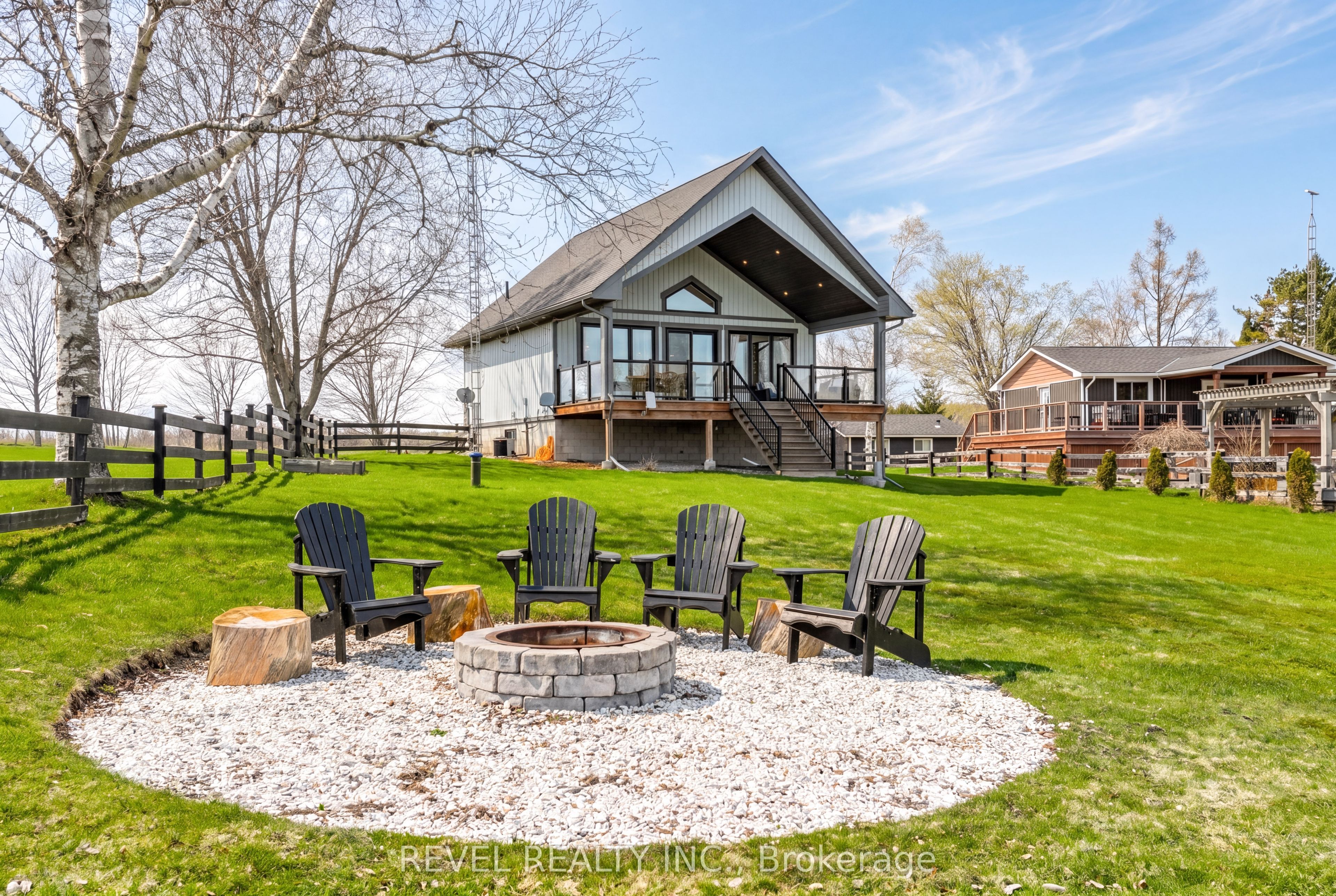 15 Glassford Road, Kawartha Lakes, ON K0M 2C0