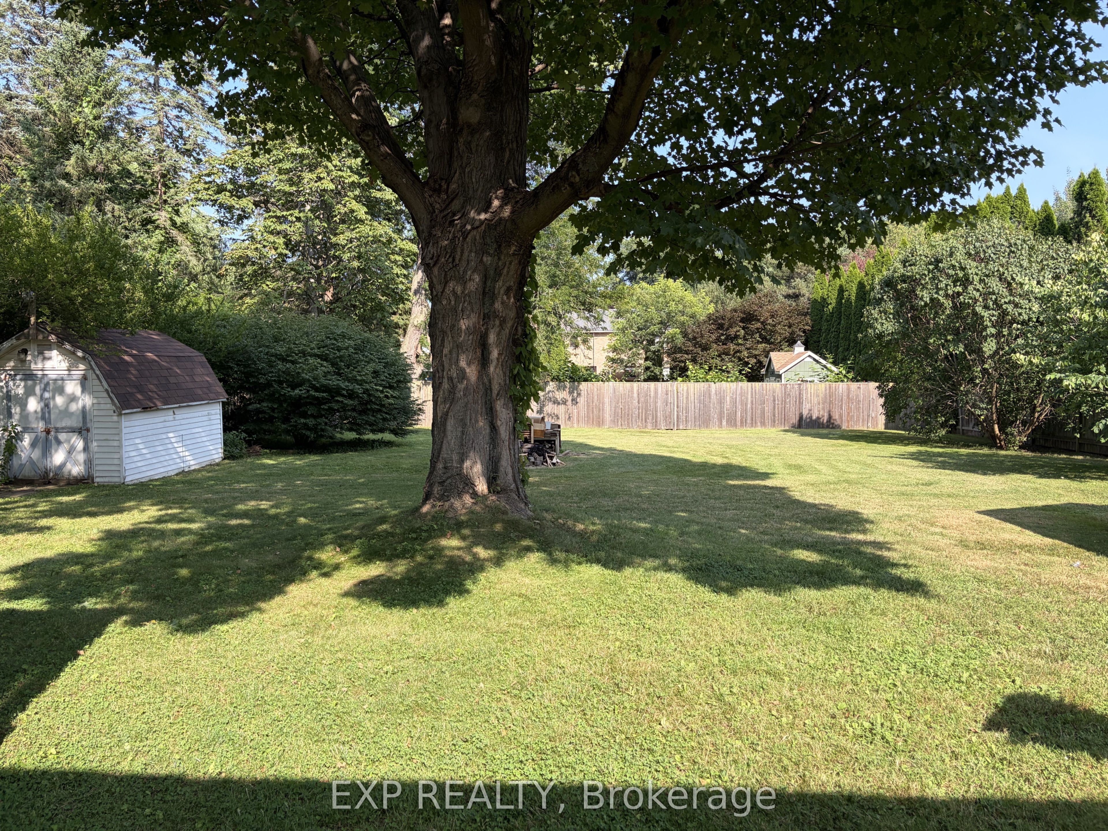 1009 Haist Street, Pelham, ON L0S 1E2 photo 2