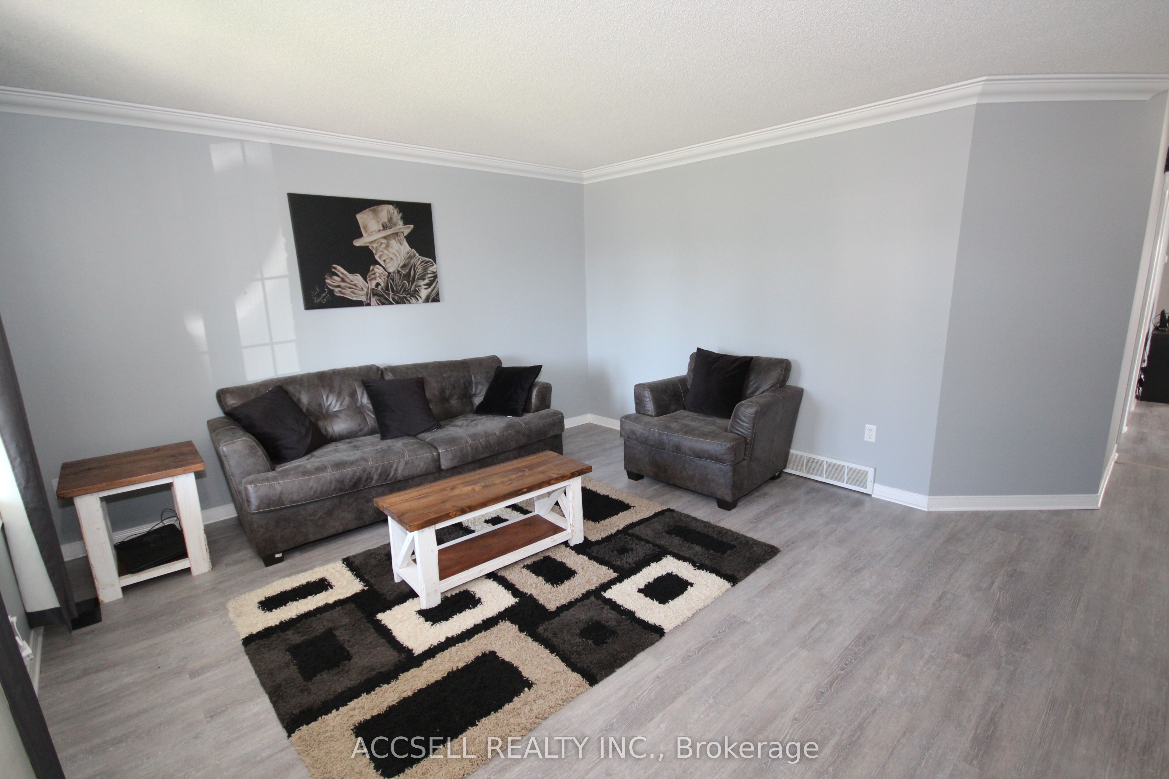 635 Highview Drive, St. Thomas, ON N5R 5E7 photo 2