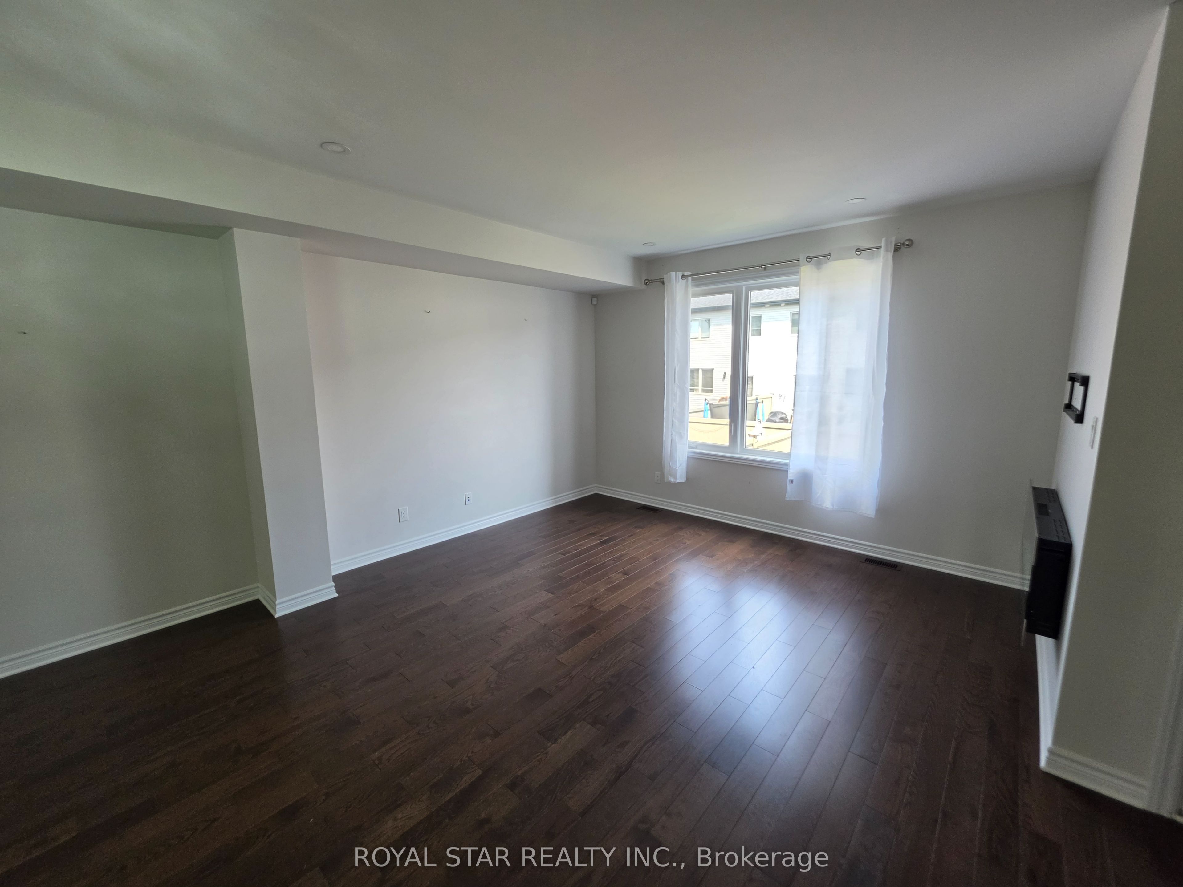 320 Grackle Street, Blossom Park - Airport and Area, ON K1X 0G6 photo 5