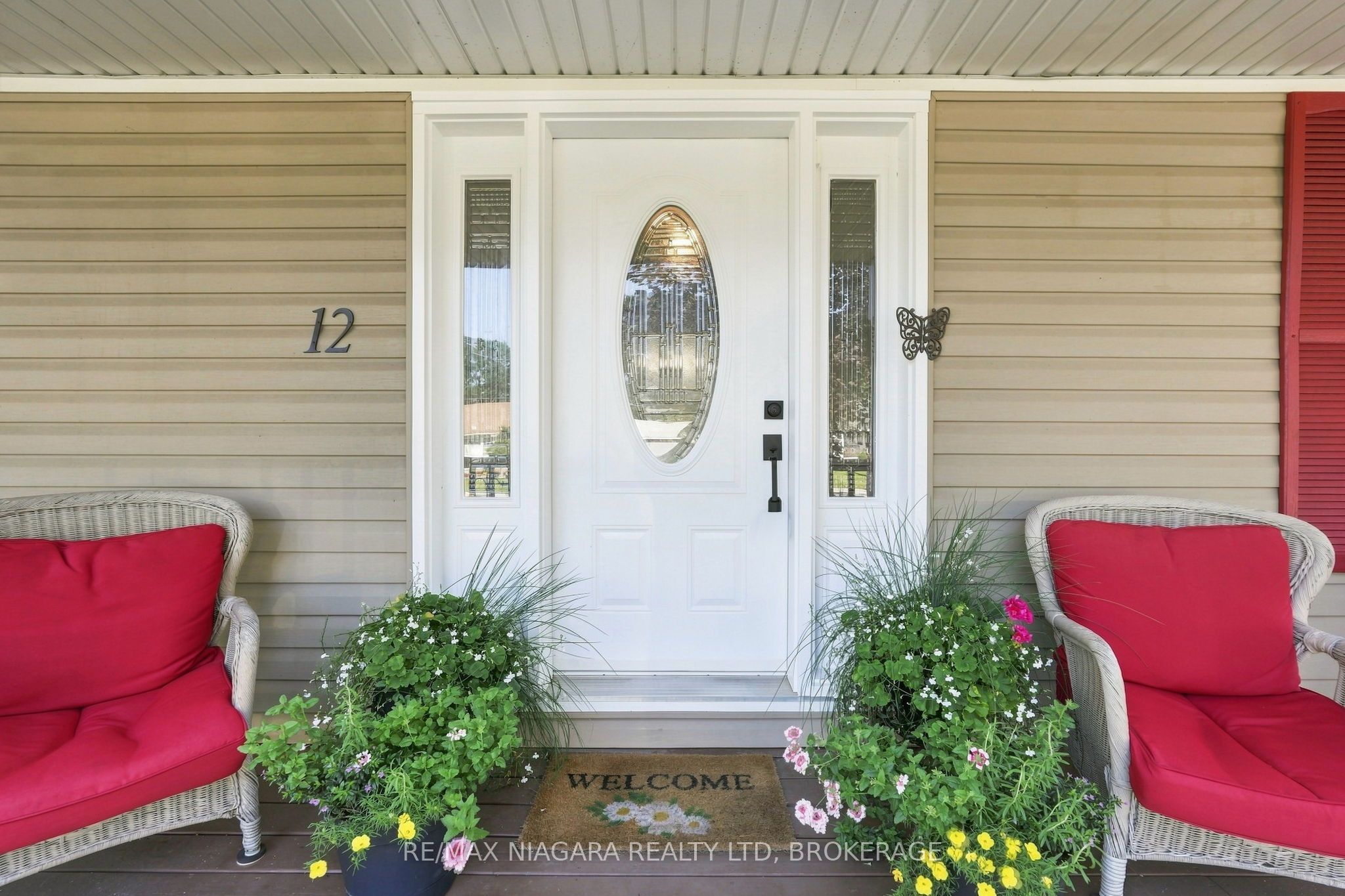 12 Lakeview Avenue, Grimsby, ON L3M 3M1 photo 4