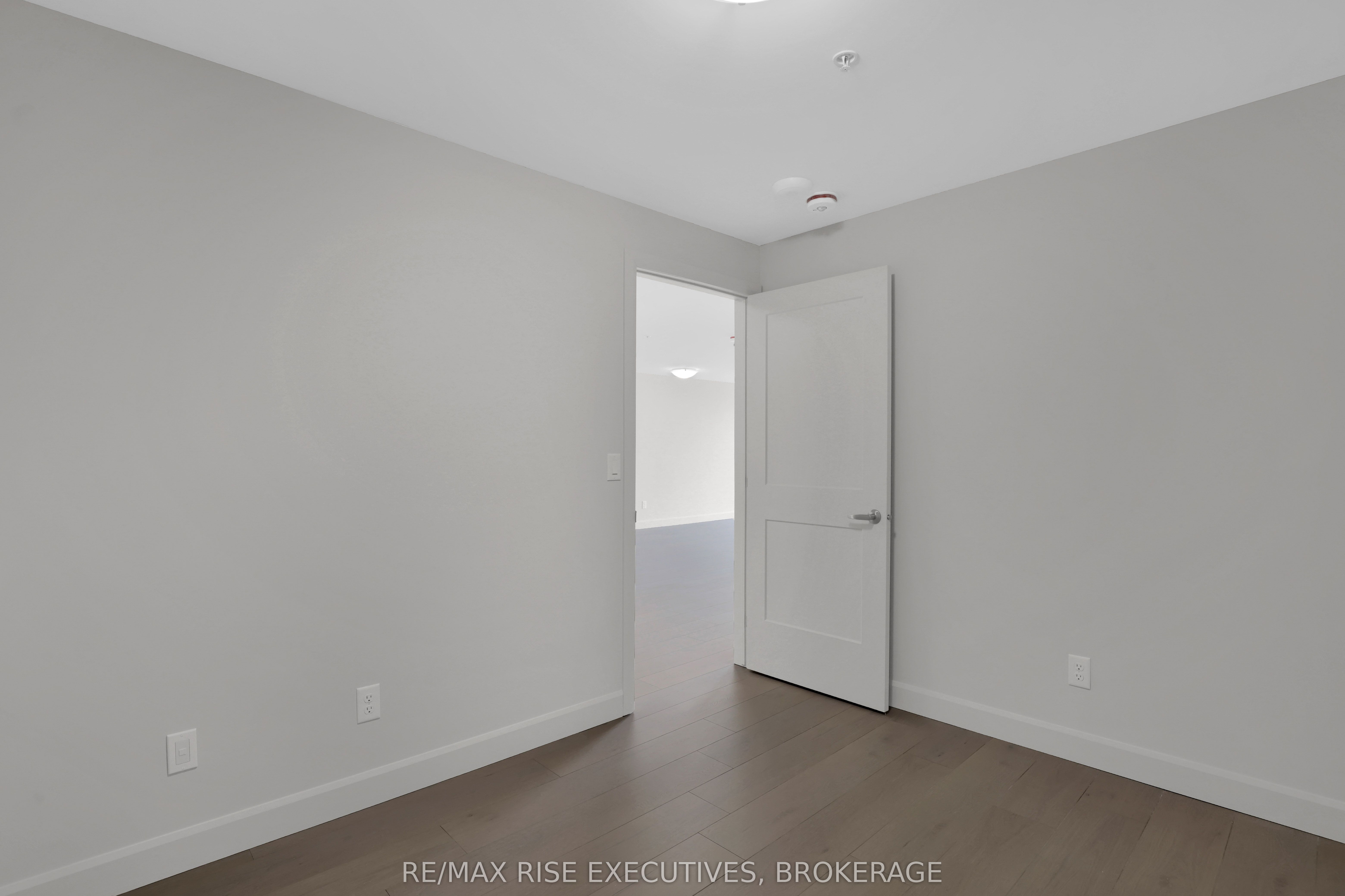 1080 Terra Verde Way 210, Kingston, ON K7P 0V3 photo 4