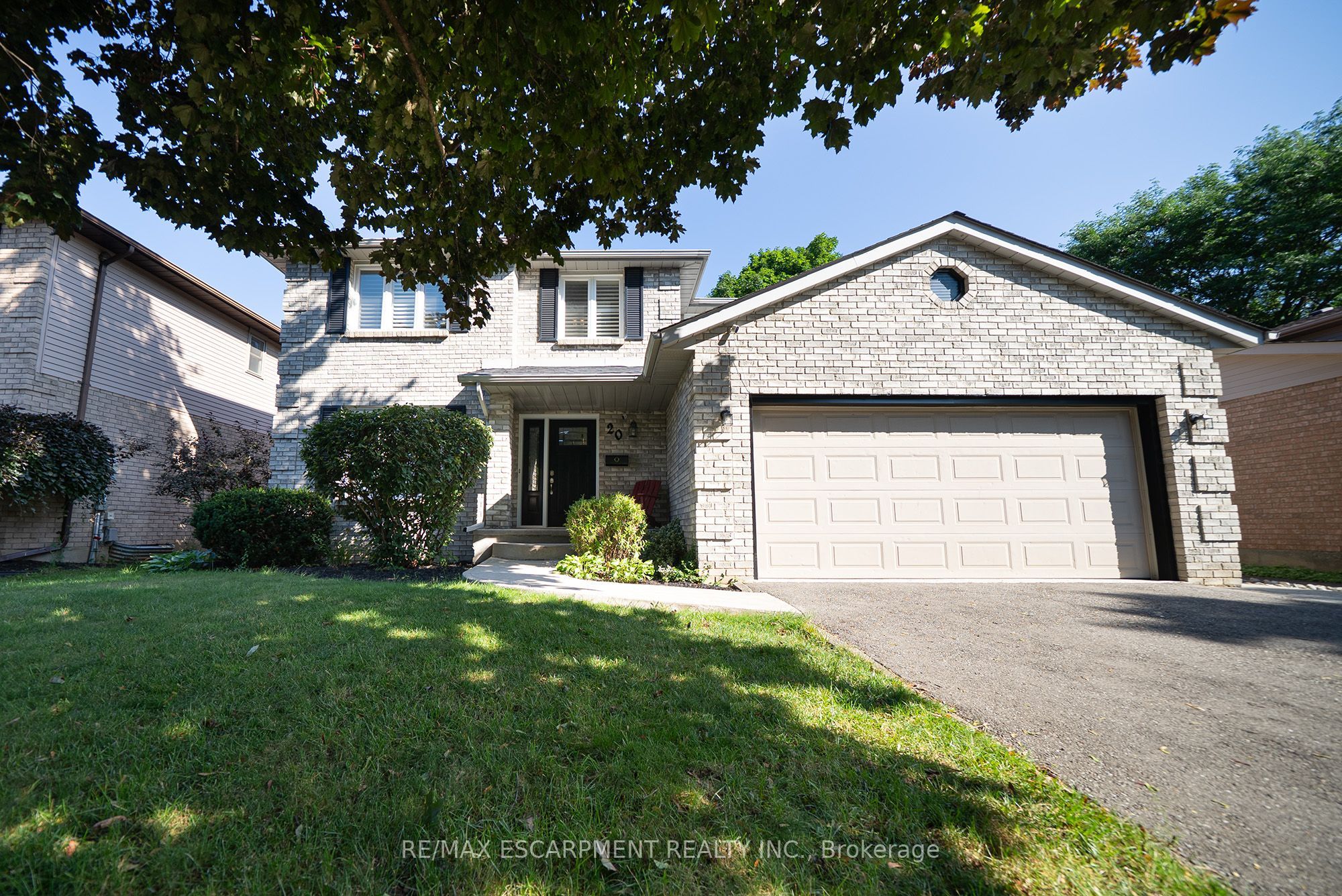 20 Hogarth Road, Brantford, ON N3T 6E8