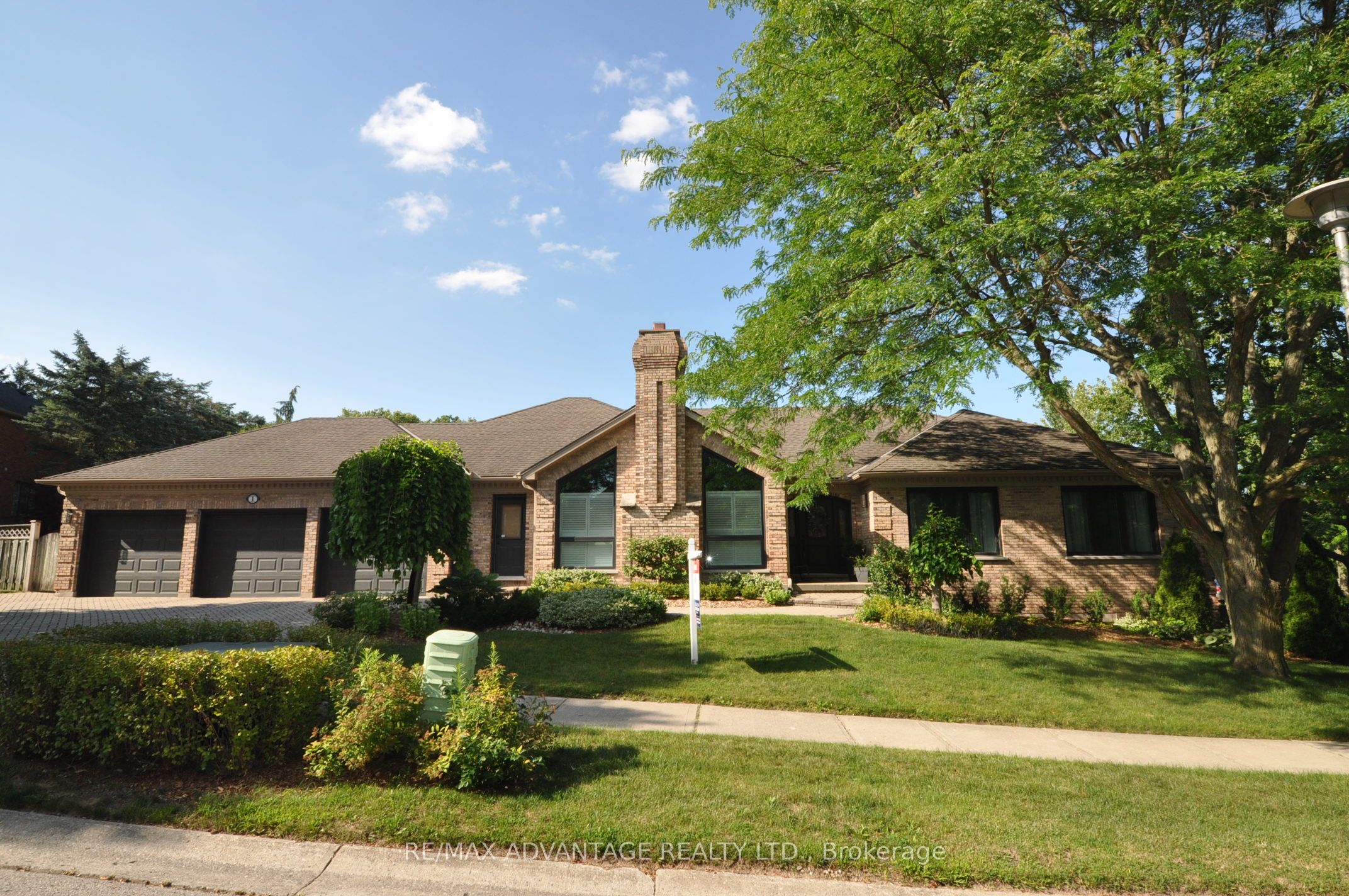 1 Smallman Drive, London North, ON N6G 4R3