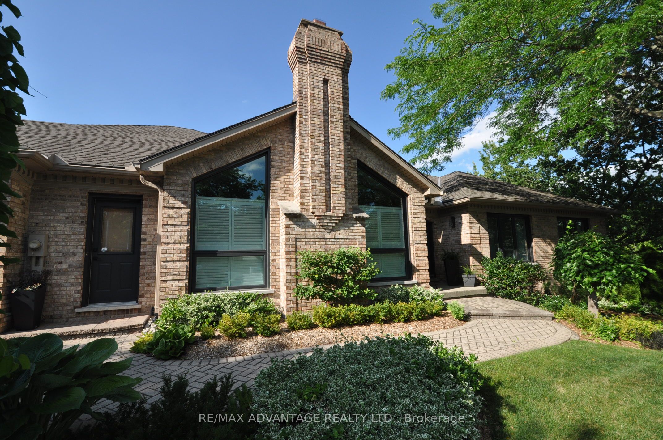 1 Smallman Drive, London North, ON N6G 4R3 photo 2
