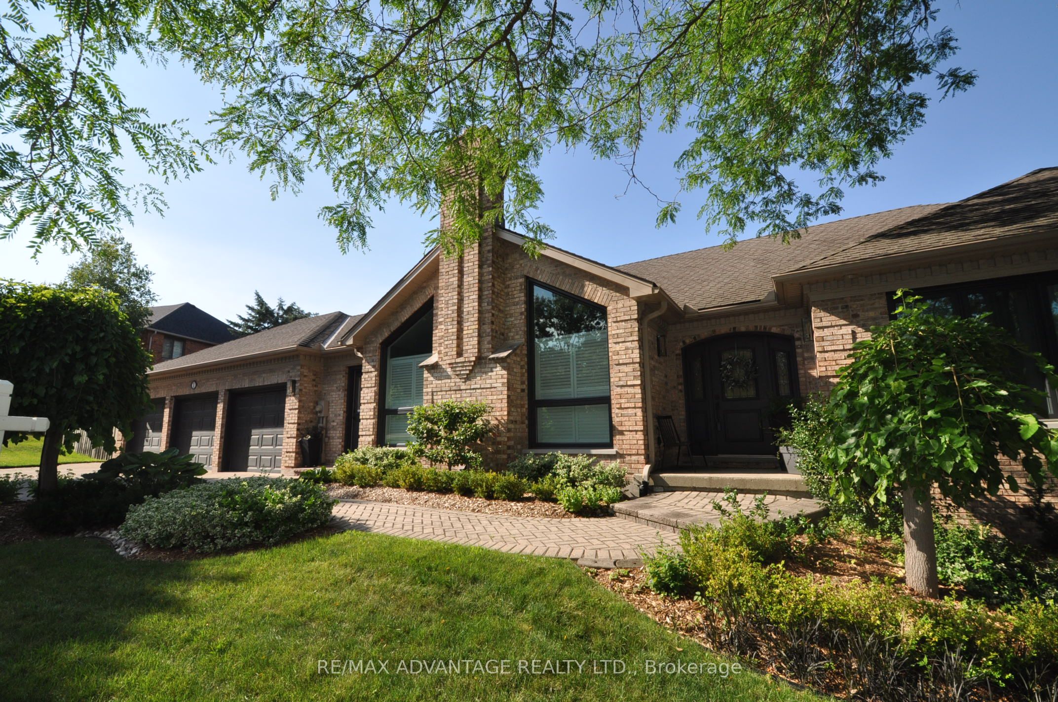 1 Smallman Drive, London North, ON N6G 4R3 photo 3