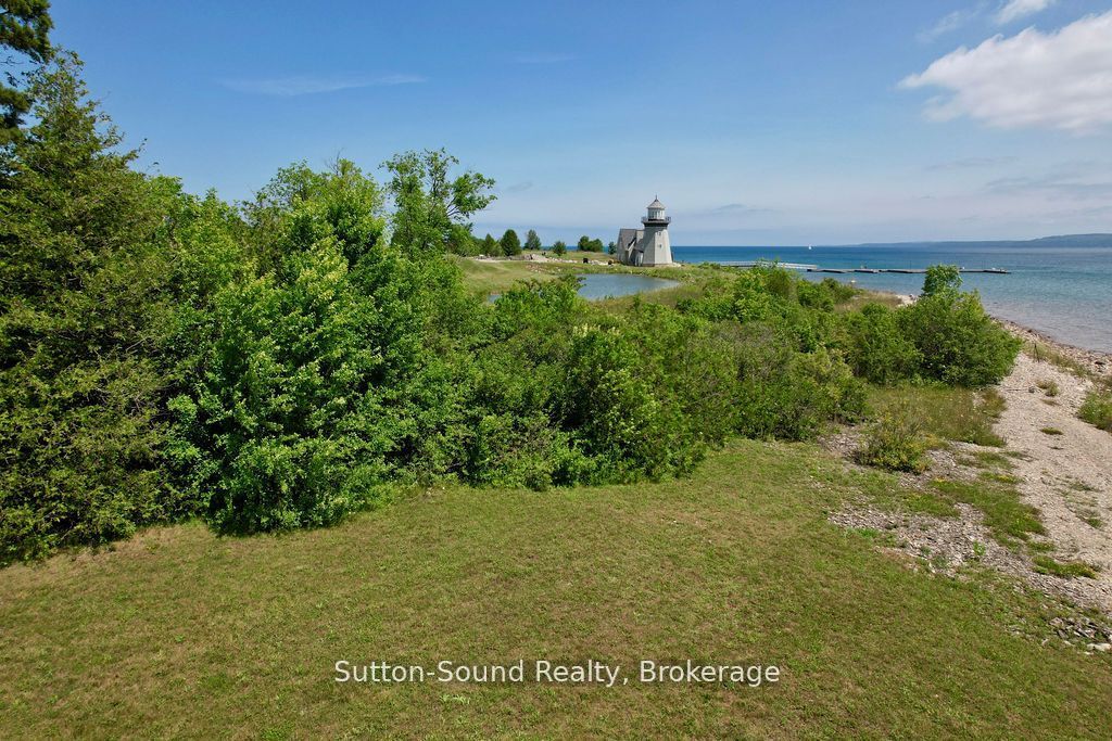 542 Punkinseed Lane, Georgian Bluffs, ON N0H 1S0 photo 4