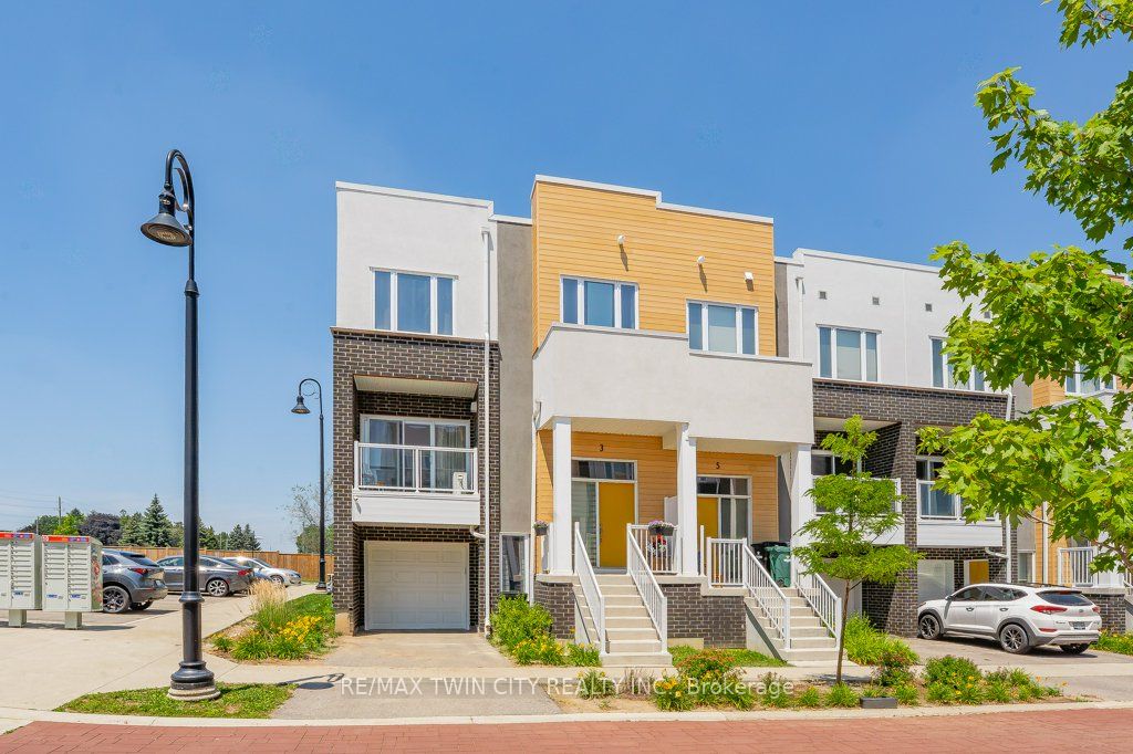 3 Visionary Avenue, Kitchener, ON N2R 0R7