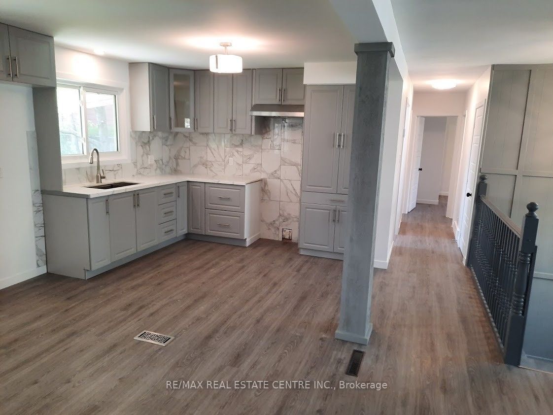 391 Tamarack Drive, Waterloo, ON N2L 4G7 photo 3