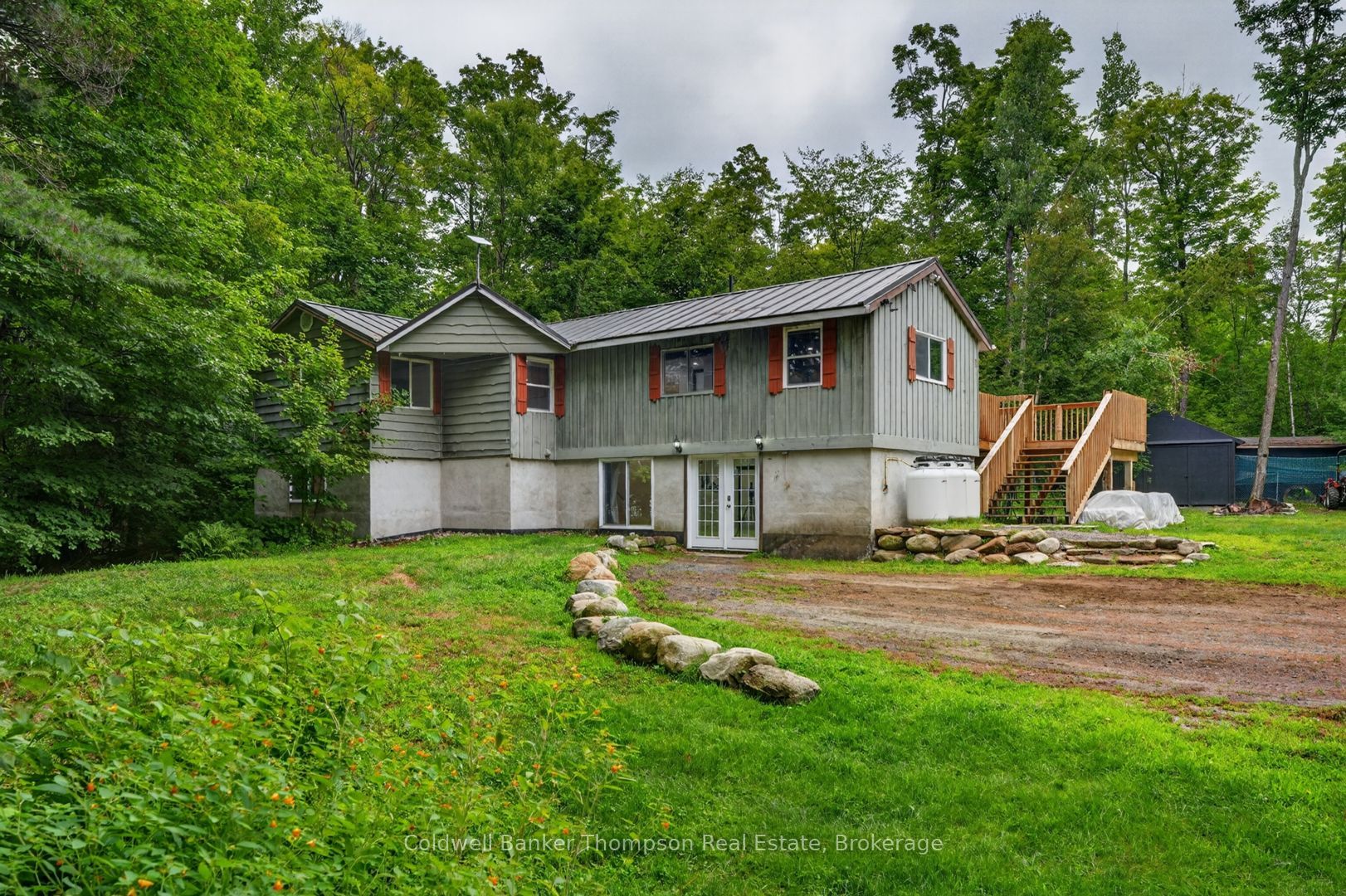 1018 Ashley Lane, Bracebridge, ON P1L 1X1 photo 2