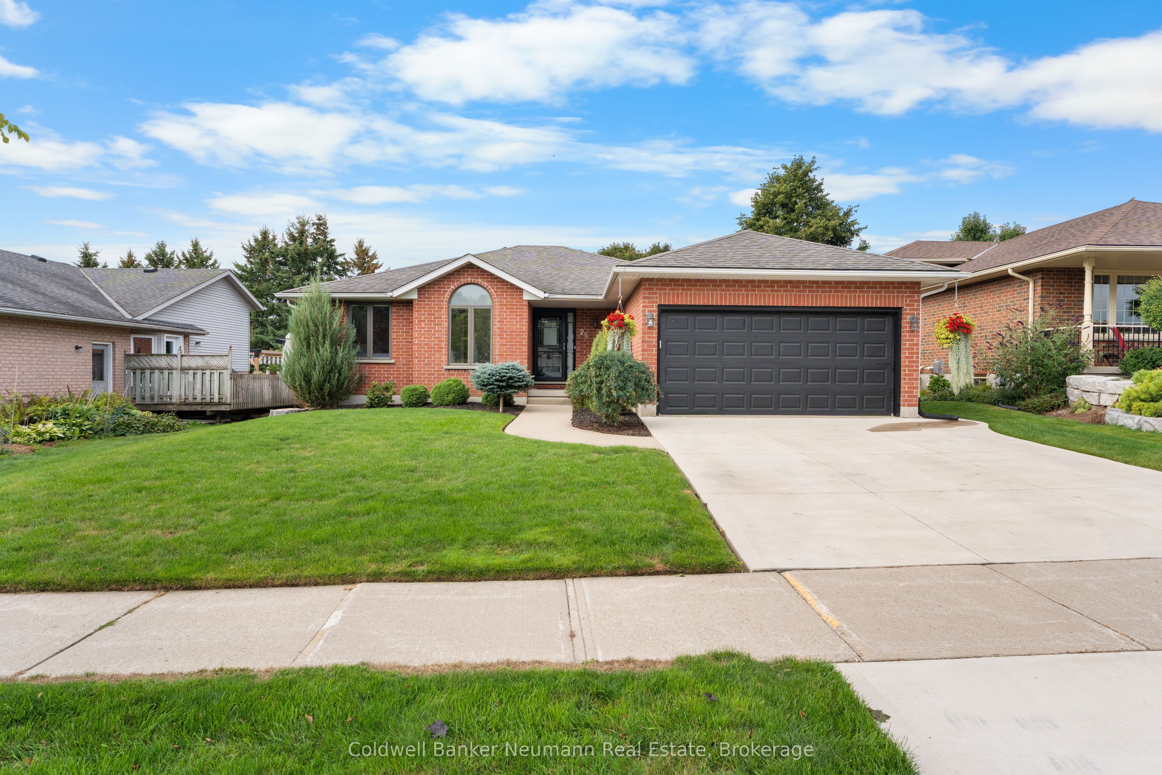 28 Keating Drive, Centre Wellington, ON N0B 1S0 photo 3