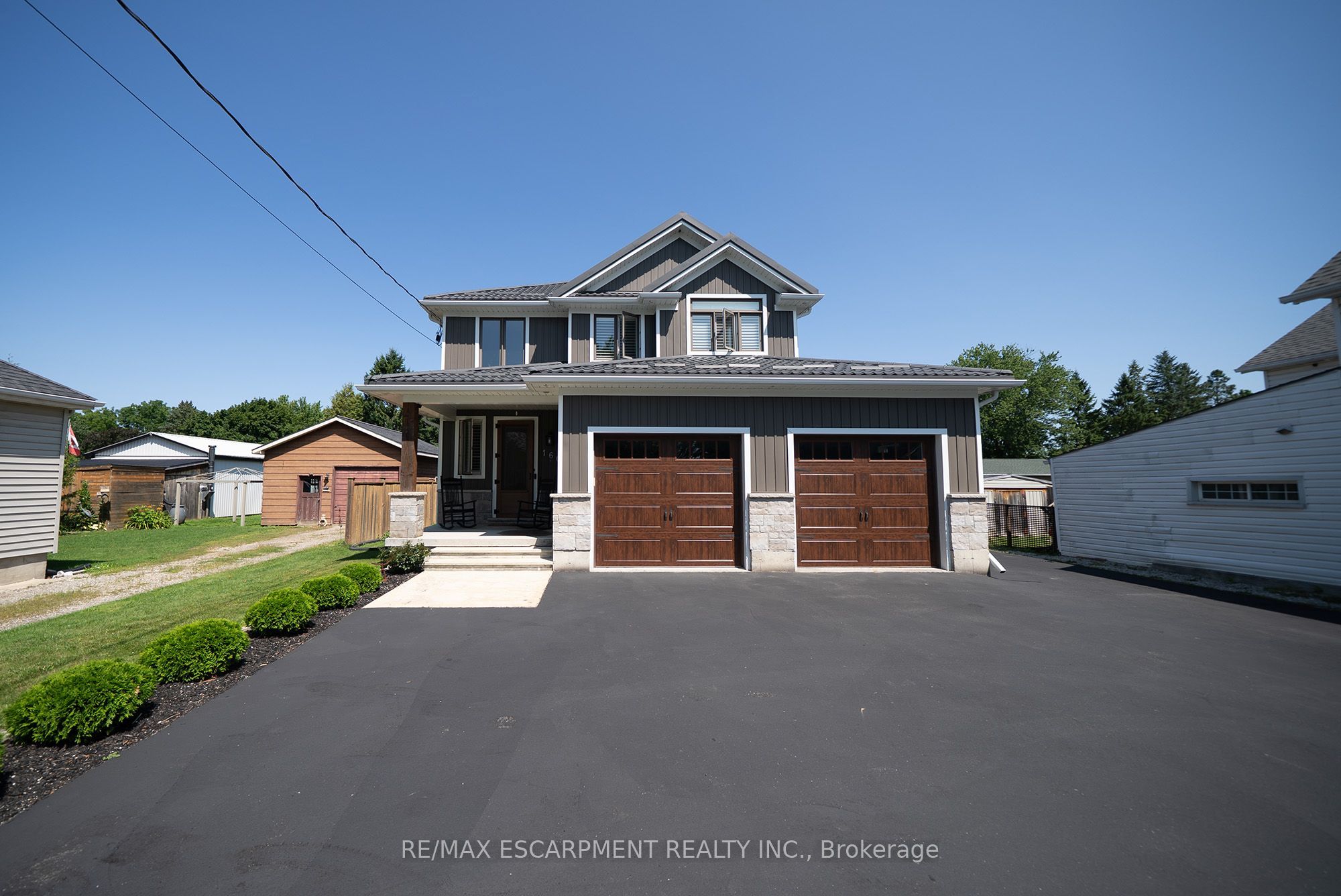 166 King Street, Brant, ON N0E 1A0